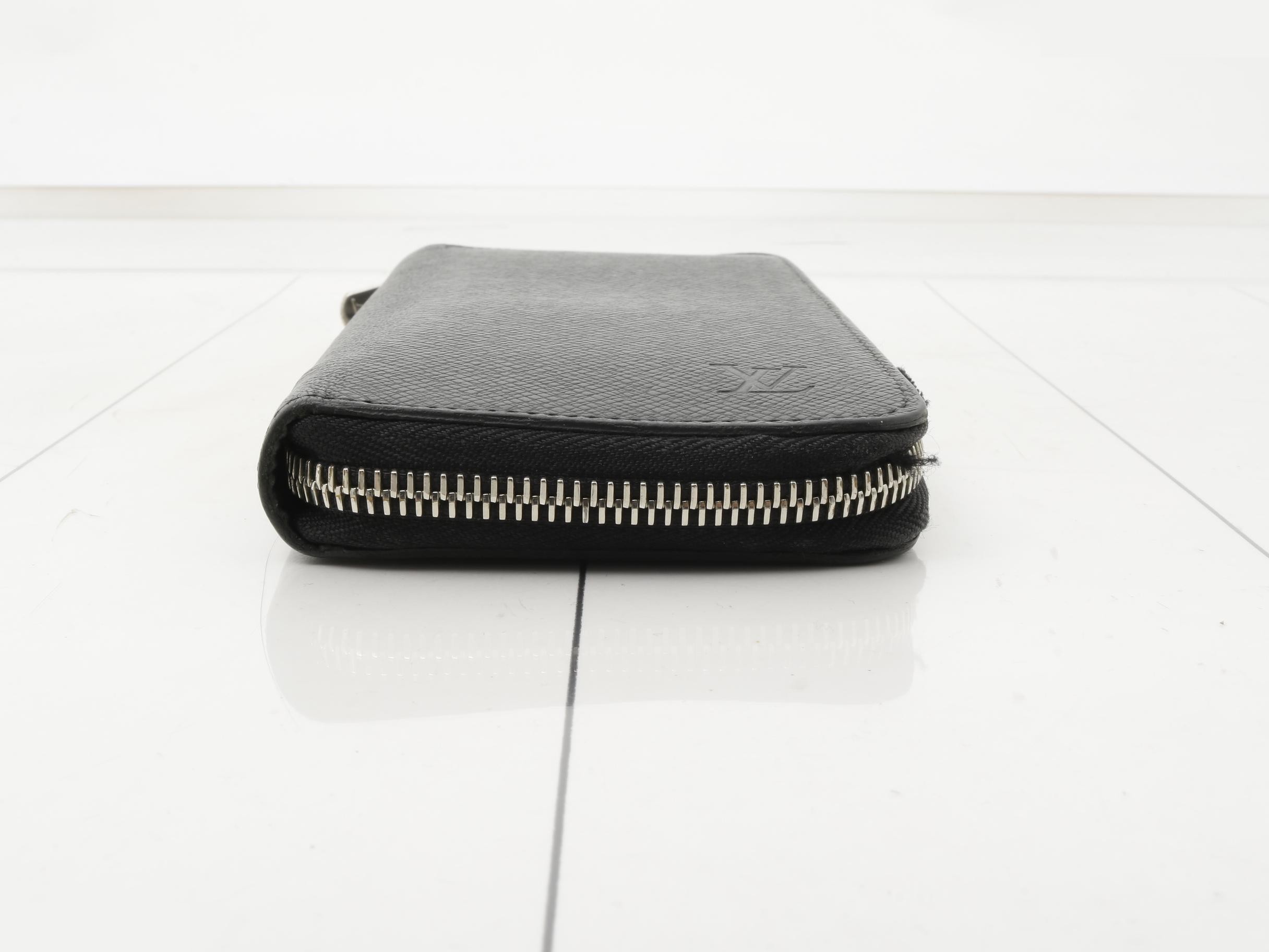 Taiga Zippy Wallet Vertical M30503 — view 3