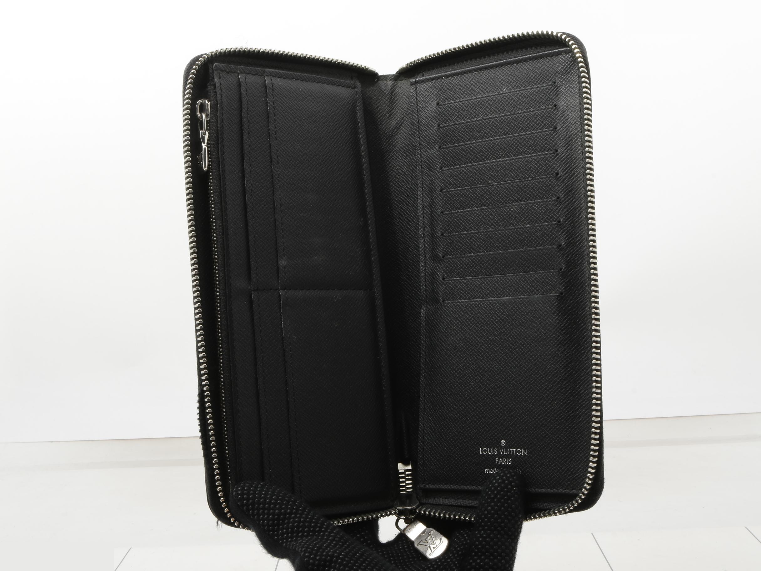 Taiga Zippy Wallet Vertical M30503 — view 4