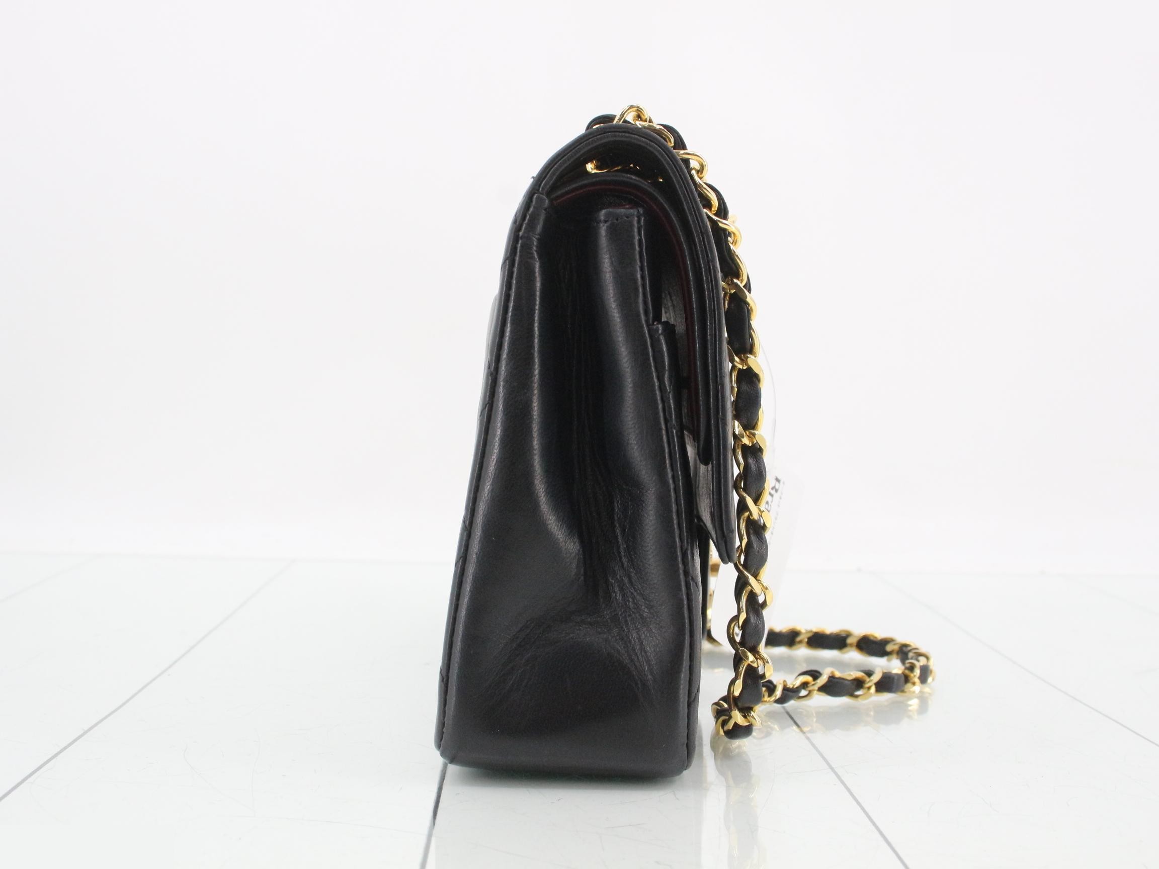 Matelassé (bag) - Shoulder bag — view 4