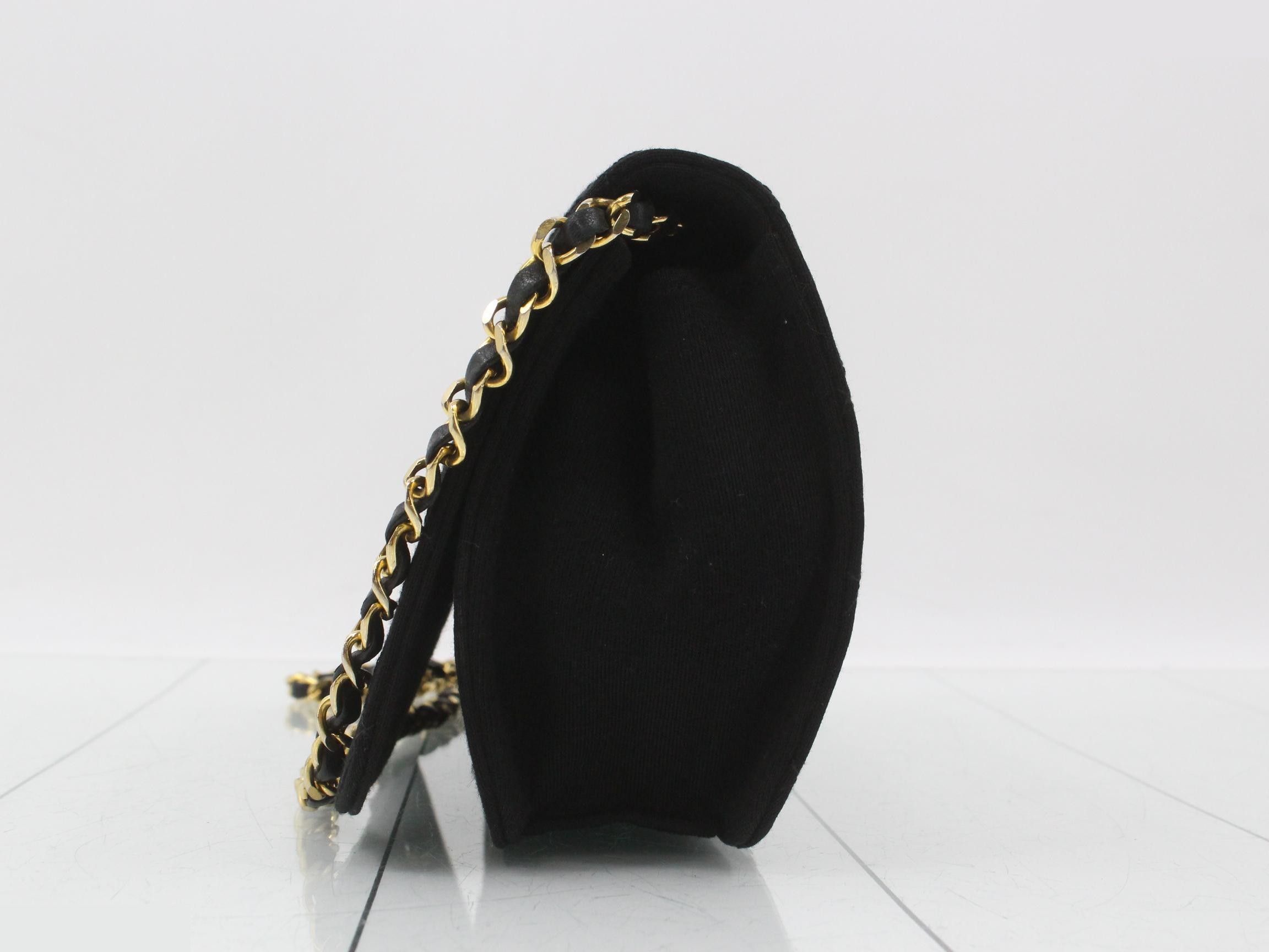 Matelassé Push-Lock Chain Shoulder Bag, Cotton — view 3