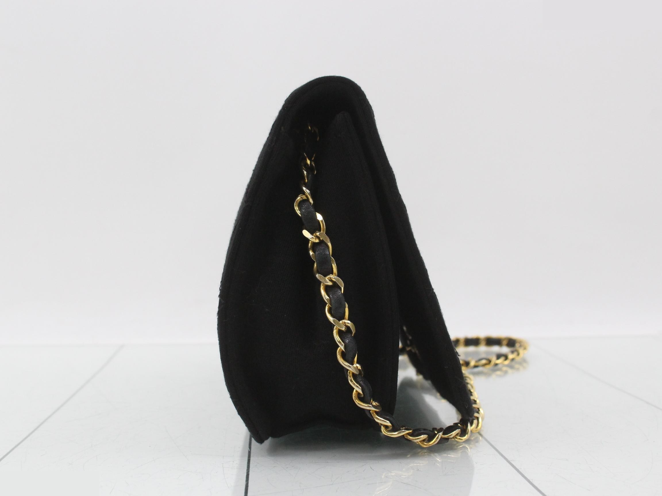 Matelassé Push-Lock Chain Shoulder Bag, Cotton — view 4