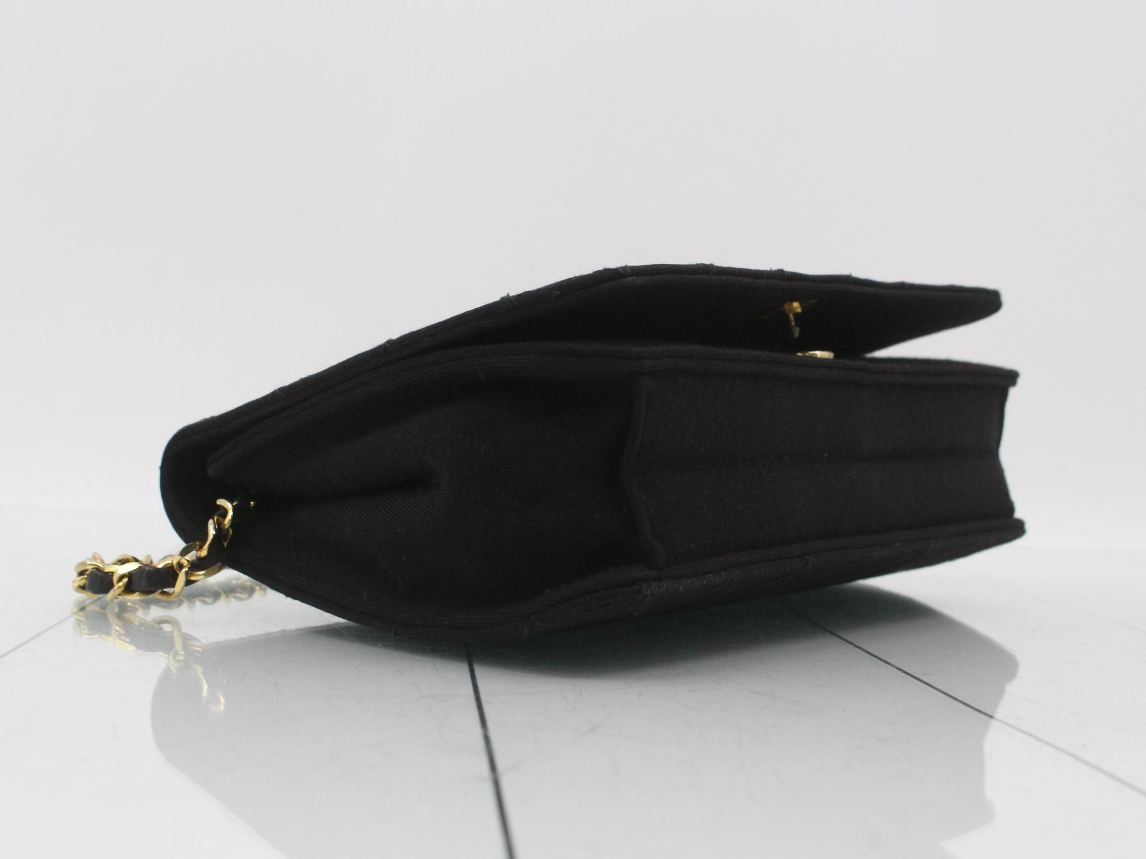 Matelassé Push-Lock Chain Shoulder Bag, Cotton — view 5