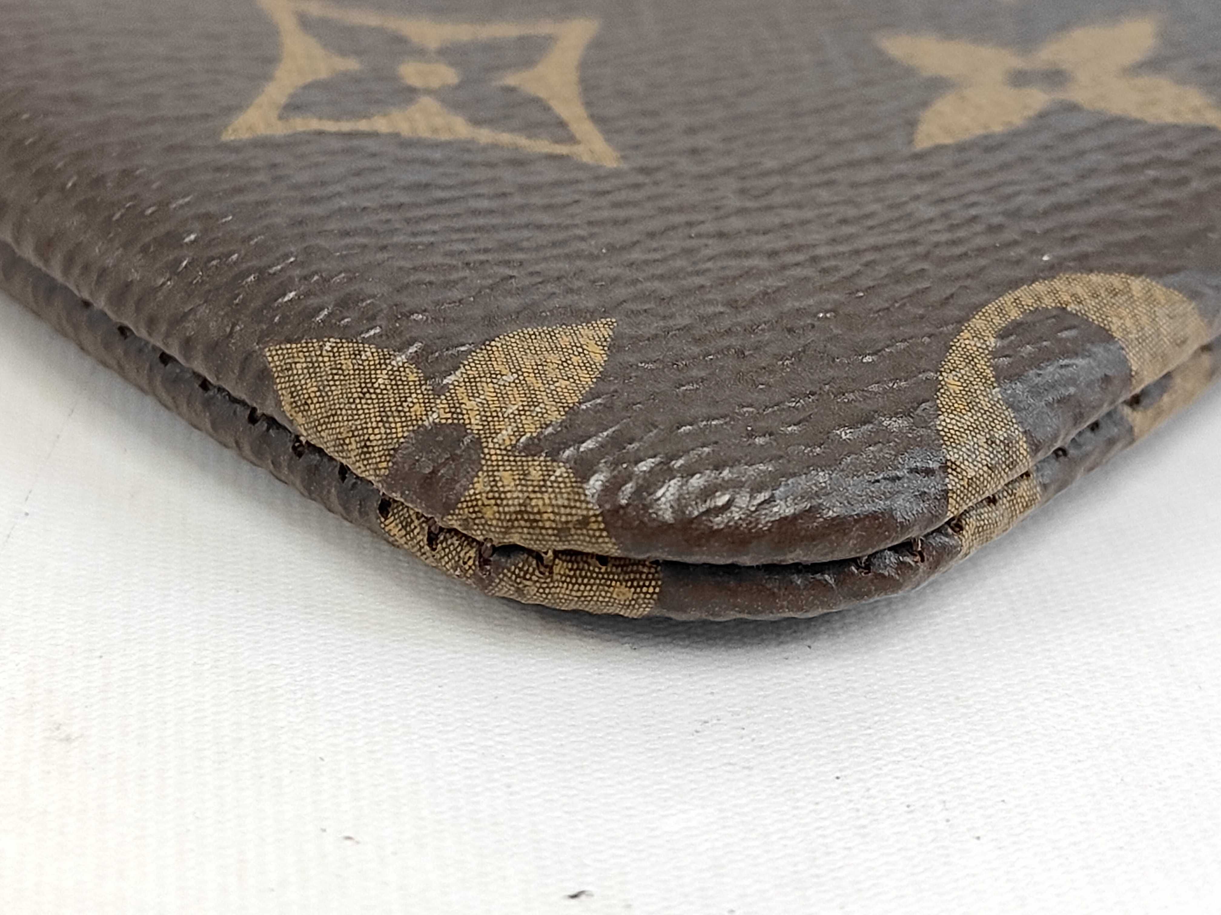 LV Monogram Pochette Cle Key Case Coin Case M62650 Coin Case — view 3