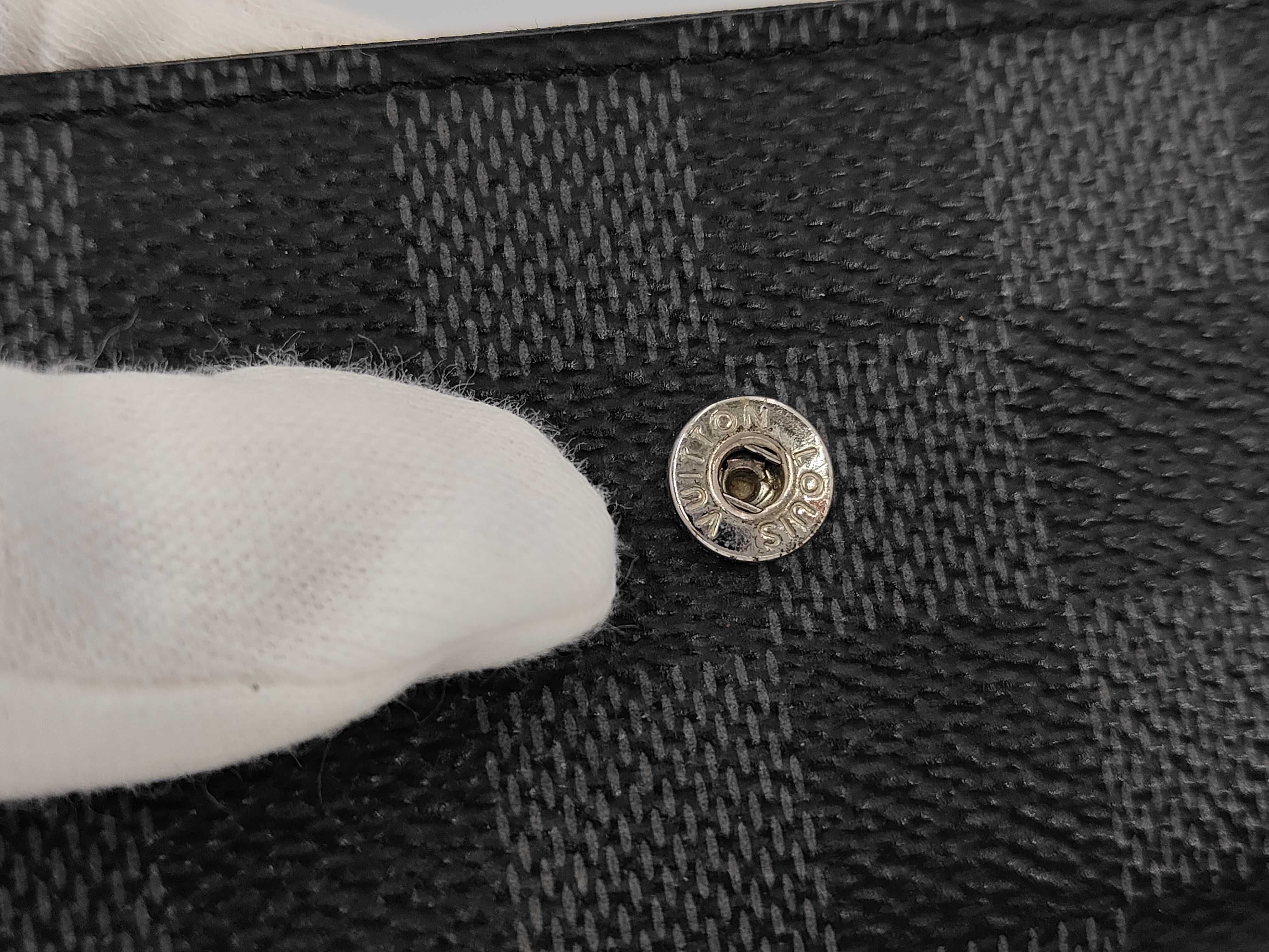 Damier Graphite Key Case — view 7