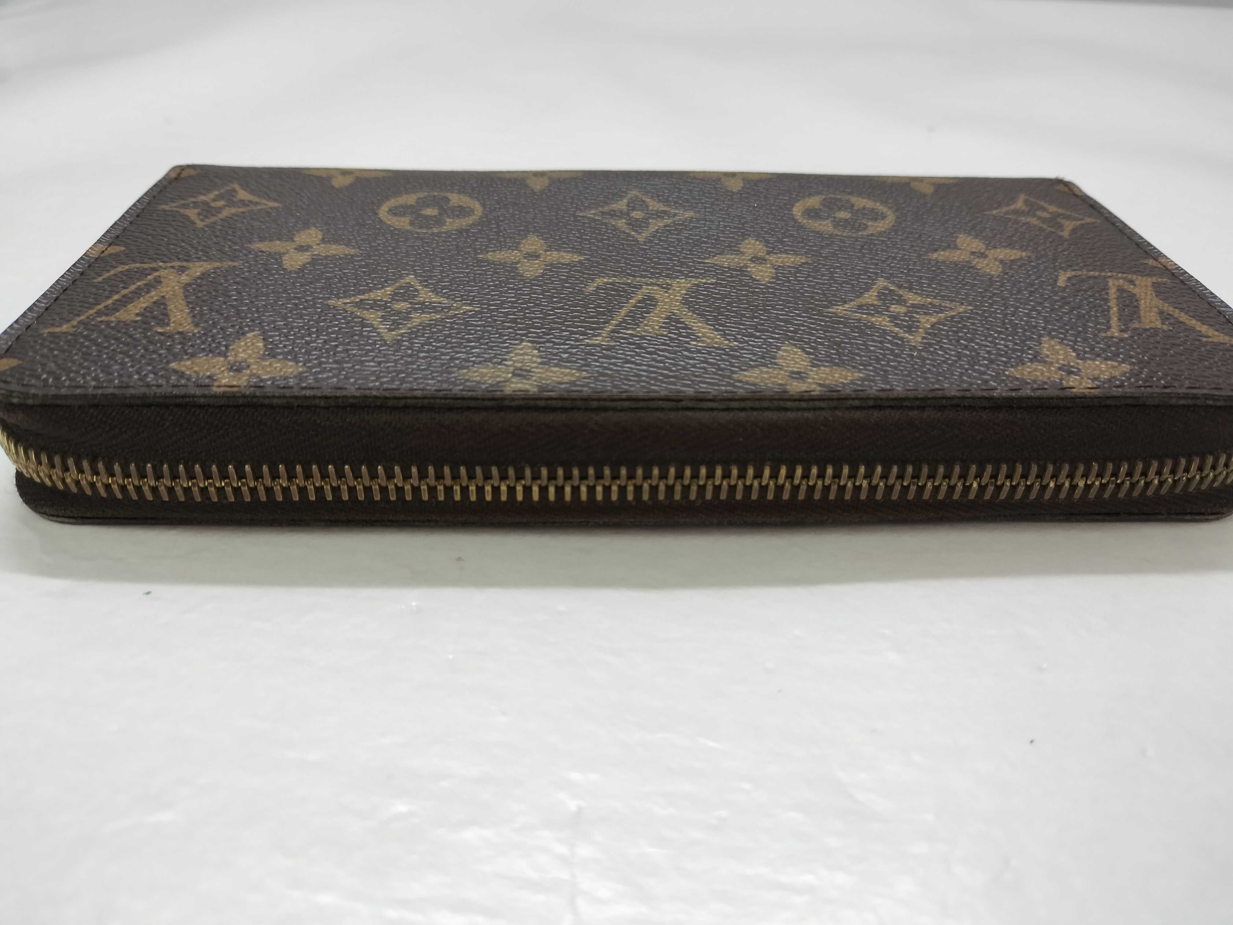 Monogram Louis Vuitton M60017 Zippy Wallet CA2079 Round Zipper Long Wallet Monogram Wallet — view 6