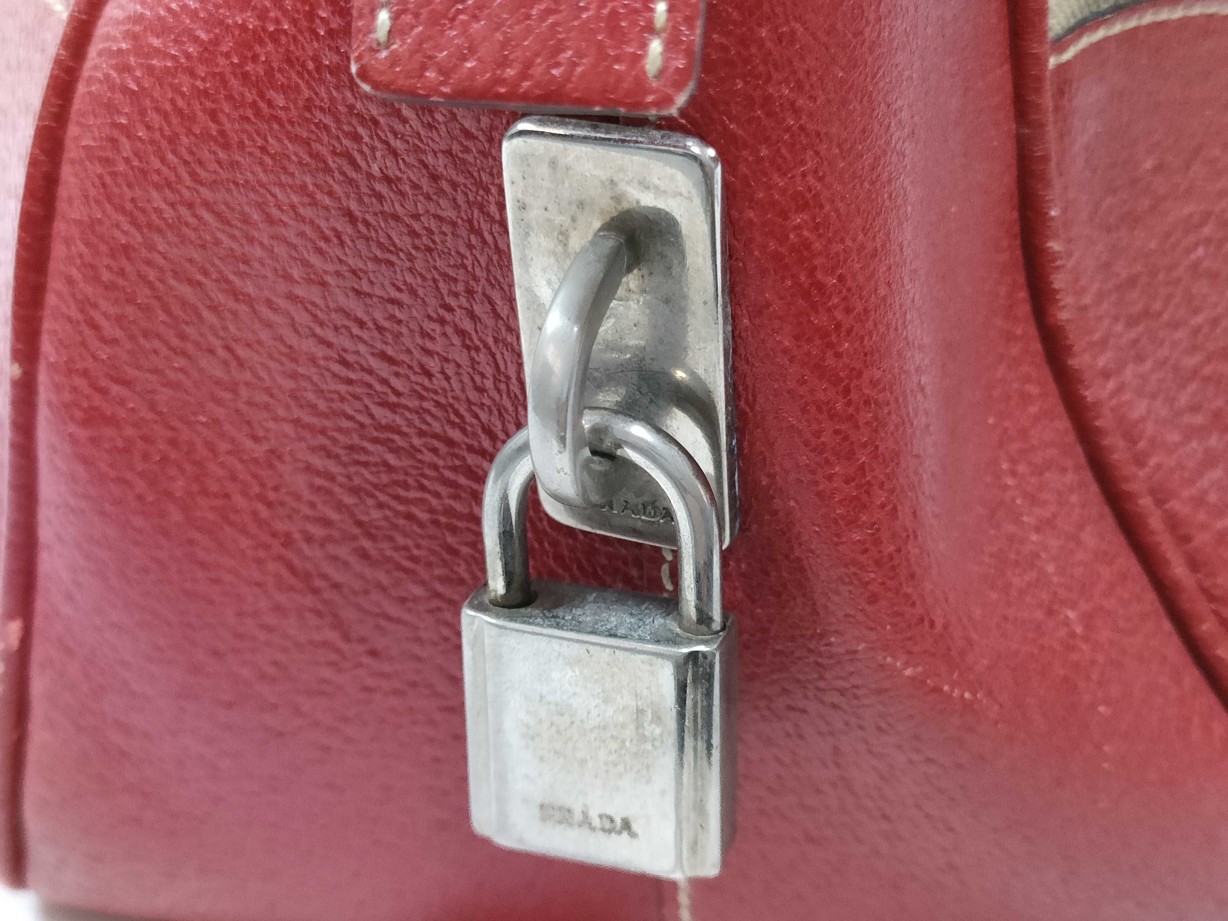 Bowling Bag Boston Red Handbag — view 12