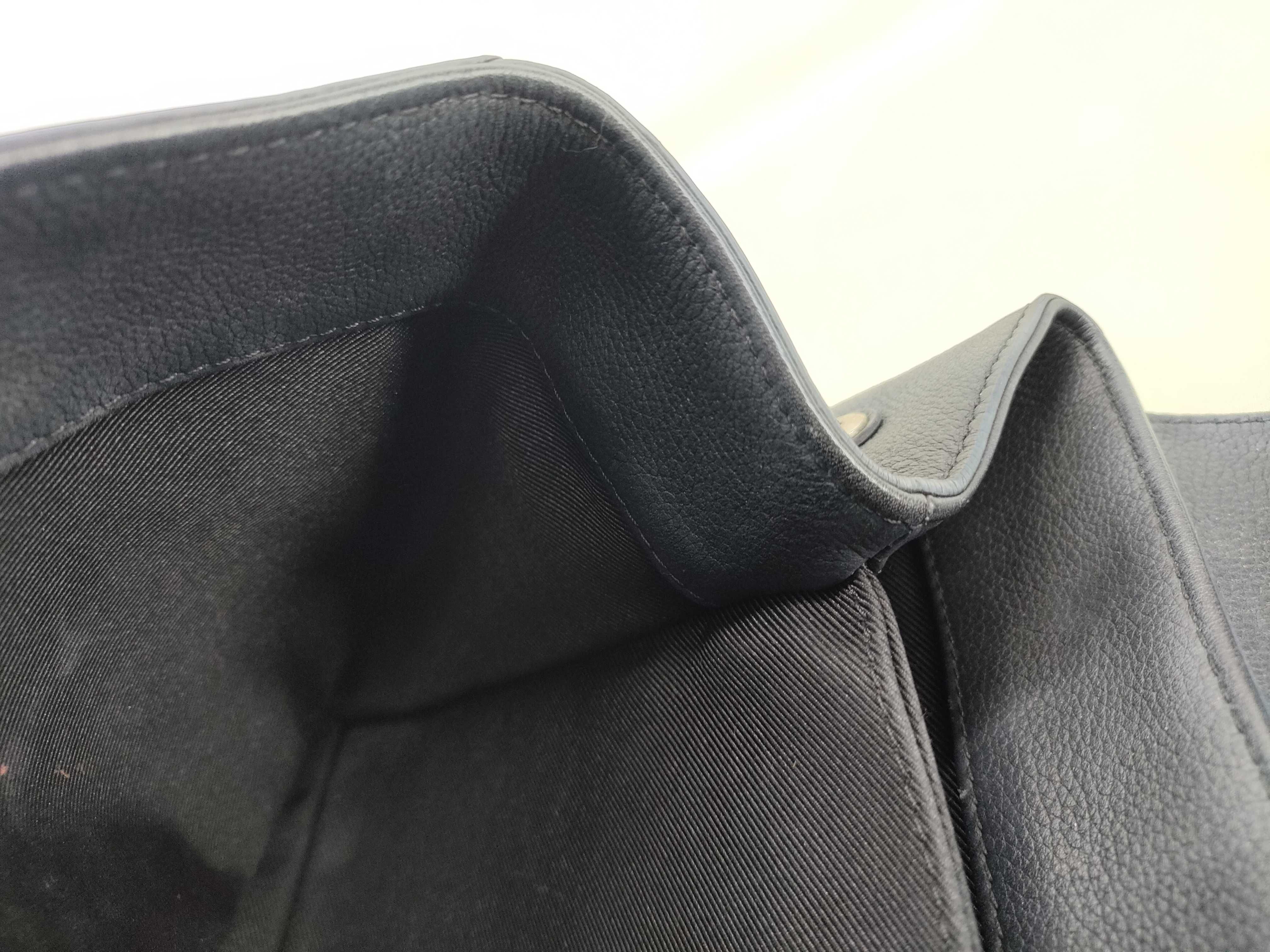 MY-Lockme Cartable M50250 FL00117 Black LV Logo & Leather - Grad Shoulder Bag — view 11