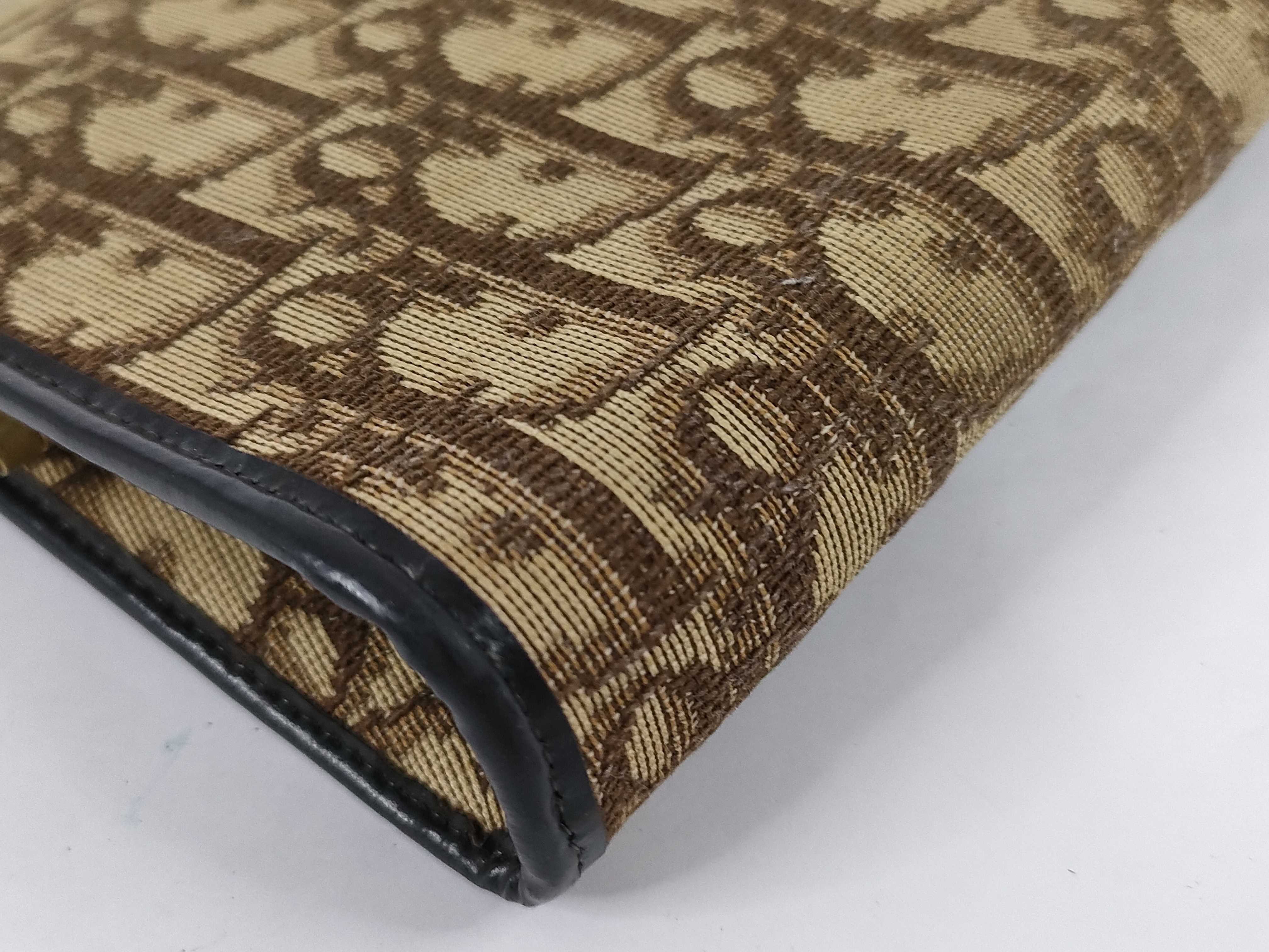 Trotter Clutch Bag — view 3