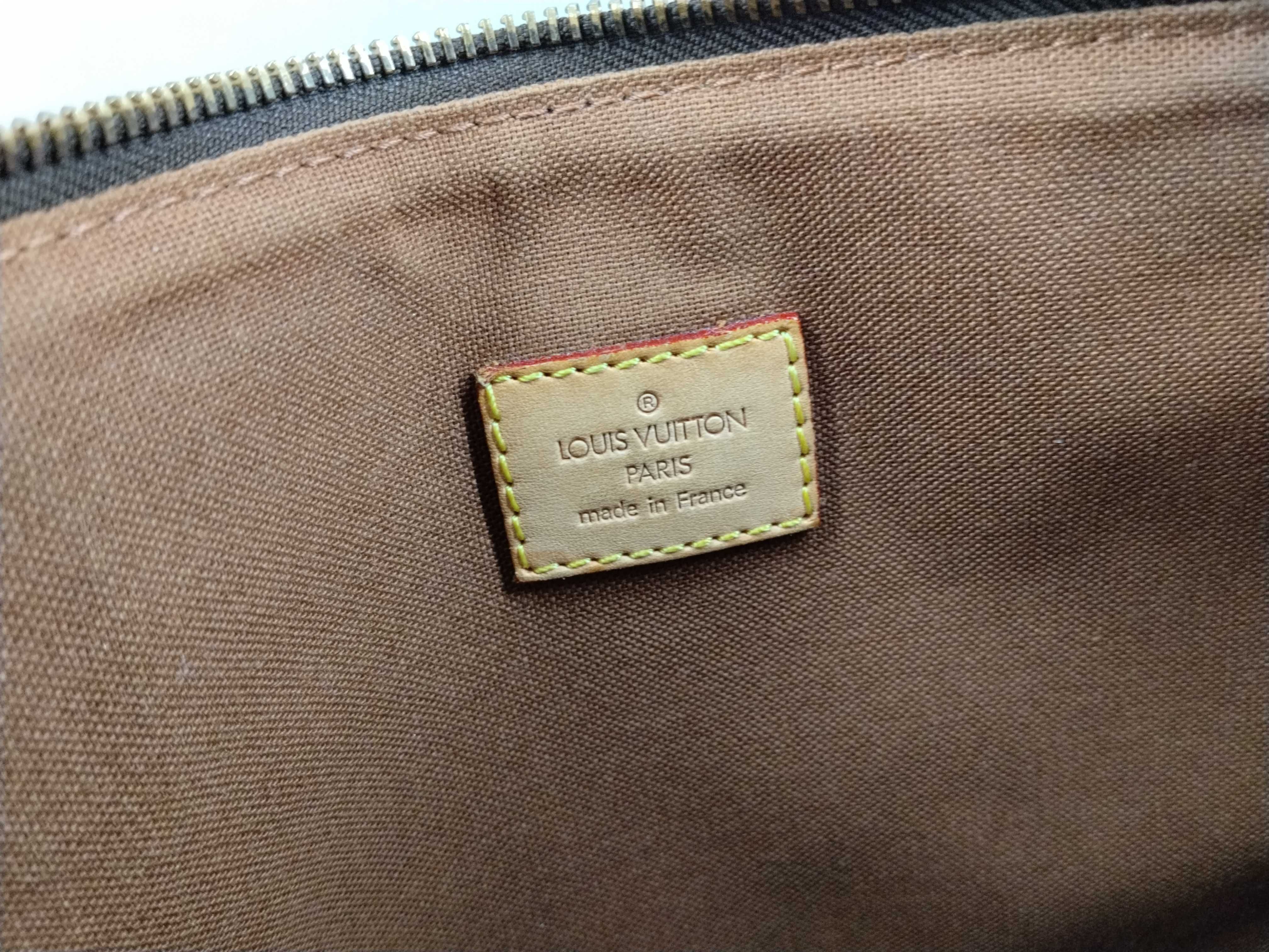 Monogram M40044 Pochette Bosphore Shoulder Bag — view 11