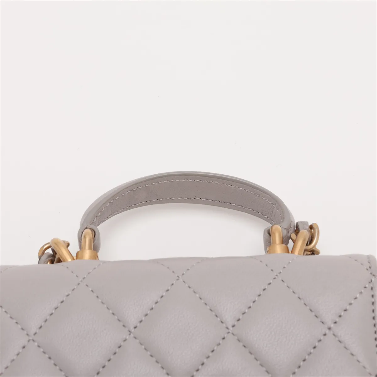 Matelassé Lambskin 2-Way Handbag, Gray with Gold Hardware, Item Number 31528287 (Serial Number 31) — view 6