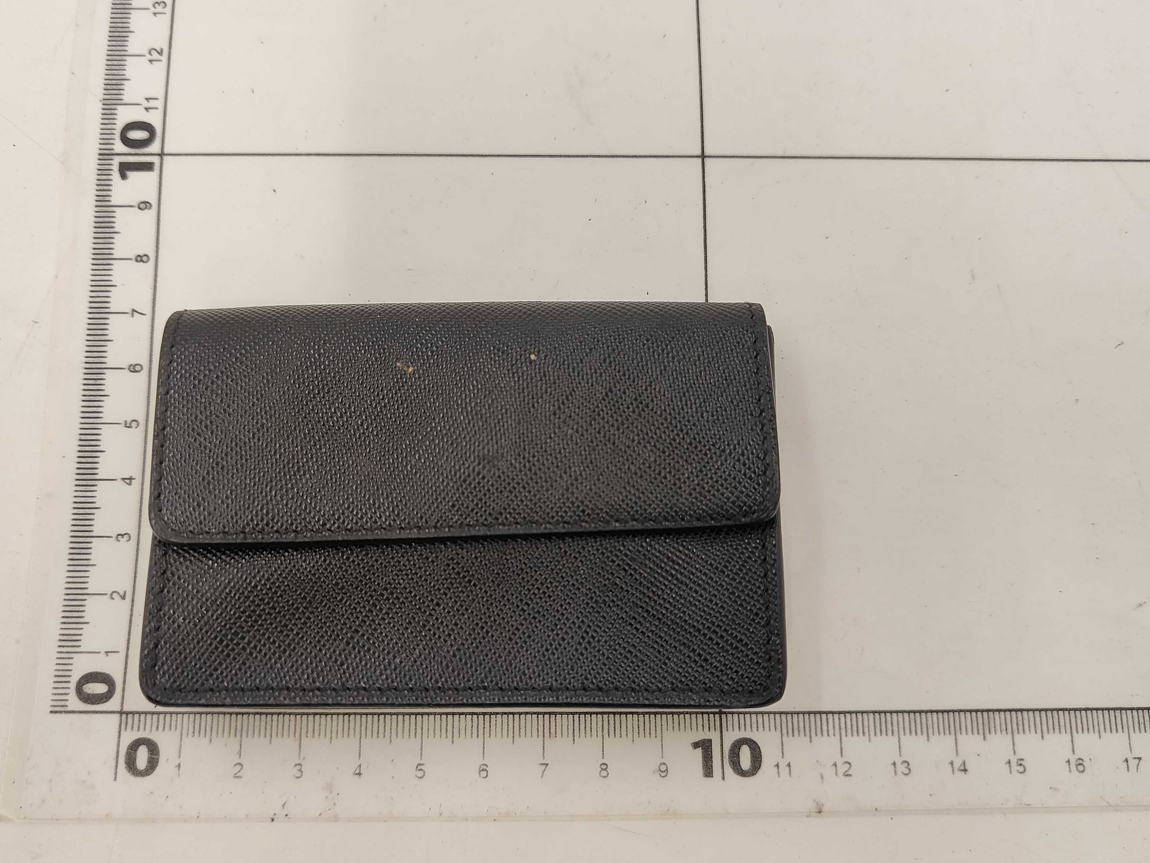 coin case — view 2