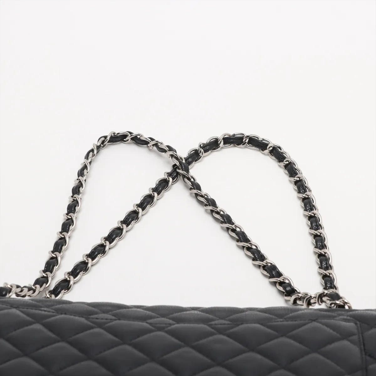 [Individually wrapped] Chanel Deca Matelasse 34 Maxi Caviar Skin Double Flap Double Chain Bag Black Silver Hardware 15357728 15th Series A58601 — view 6
