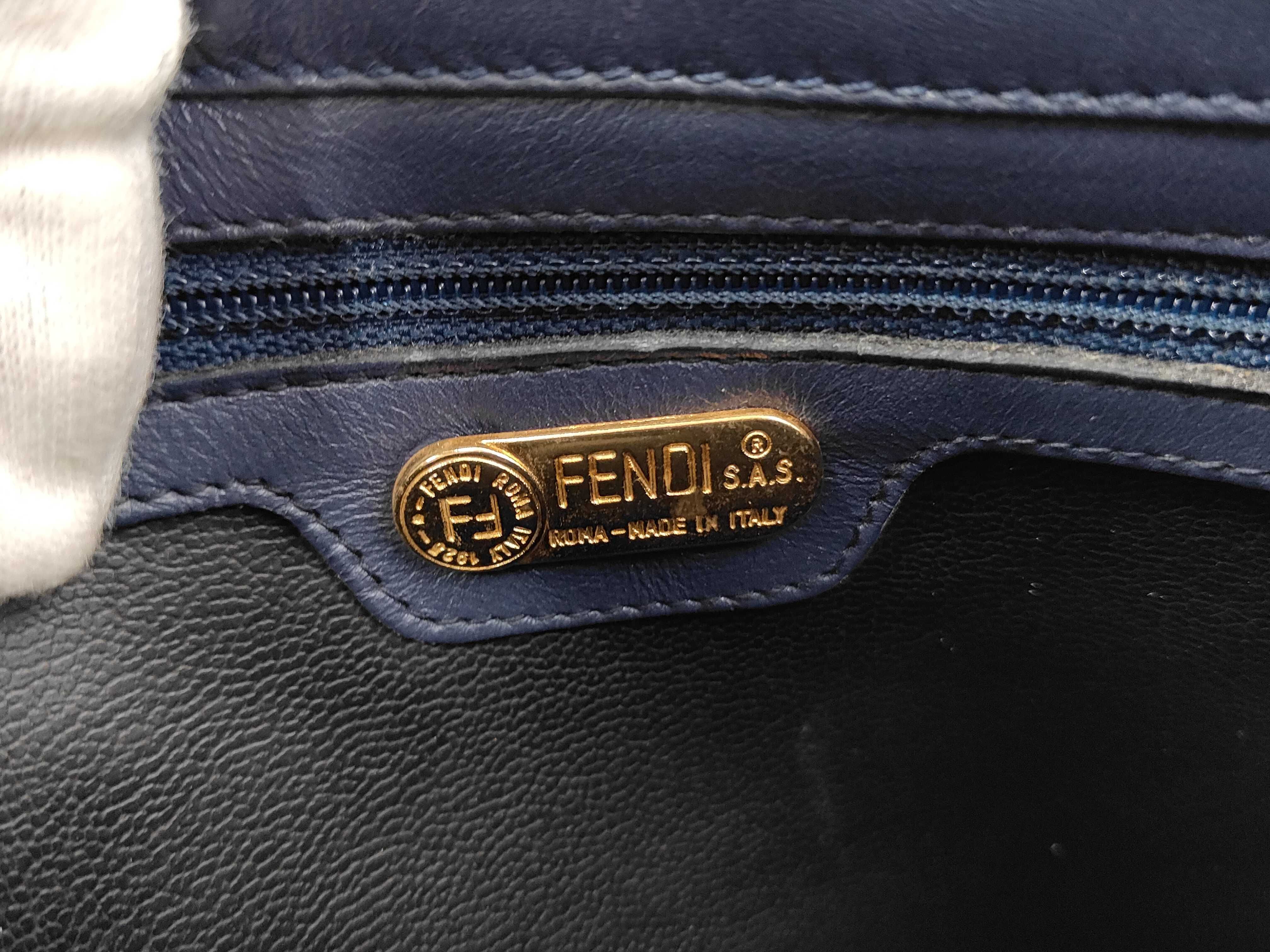 leather shoulder bag — view 10
