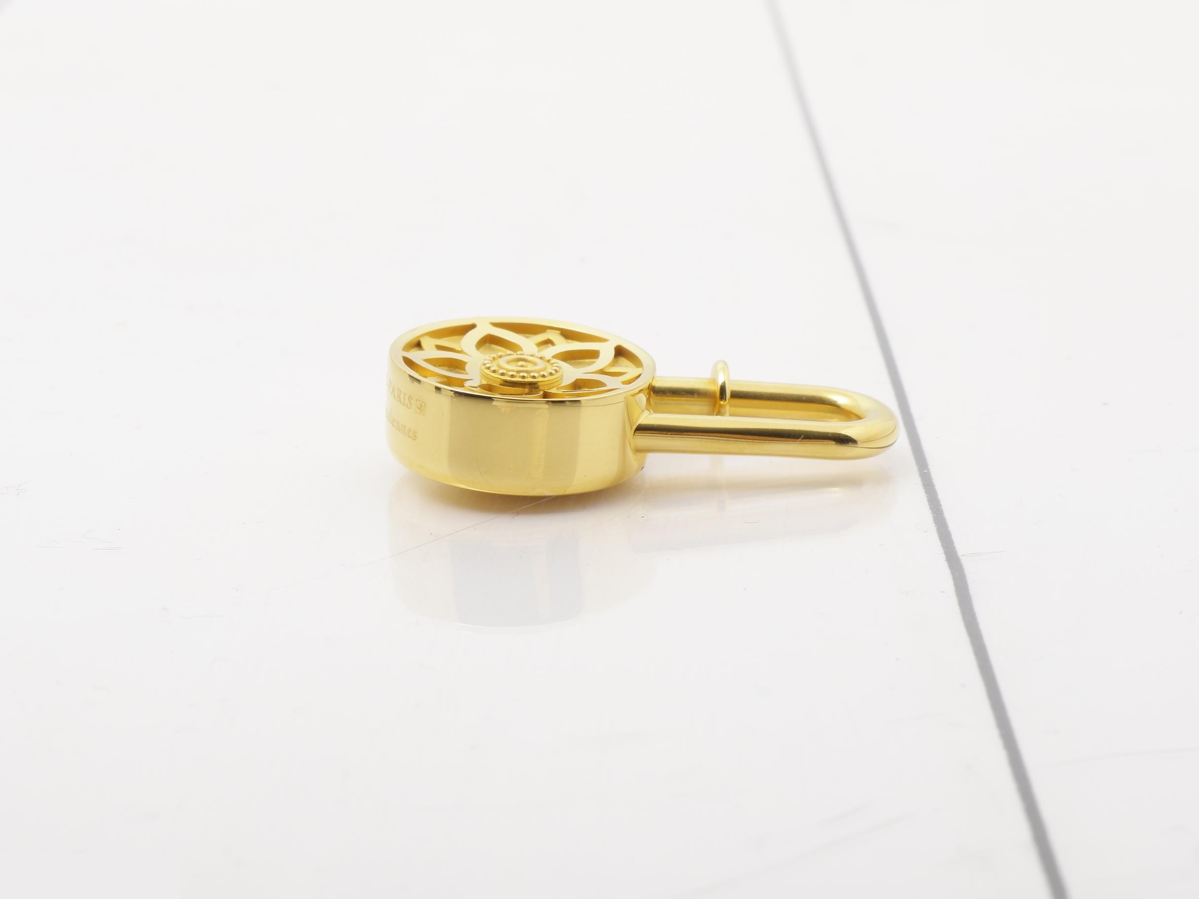 Cadena Charm — view 3