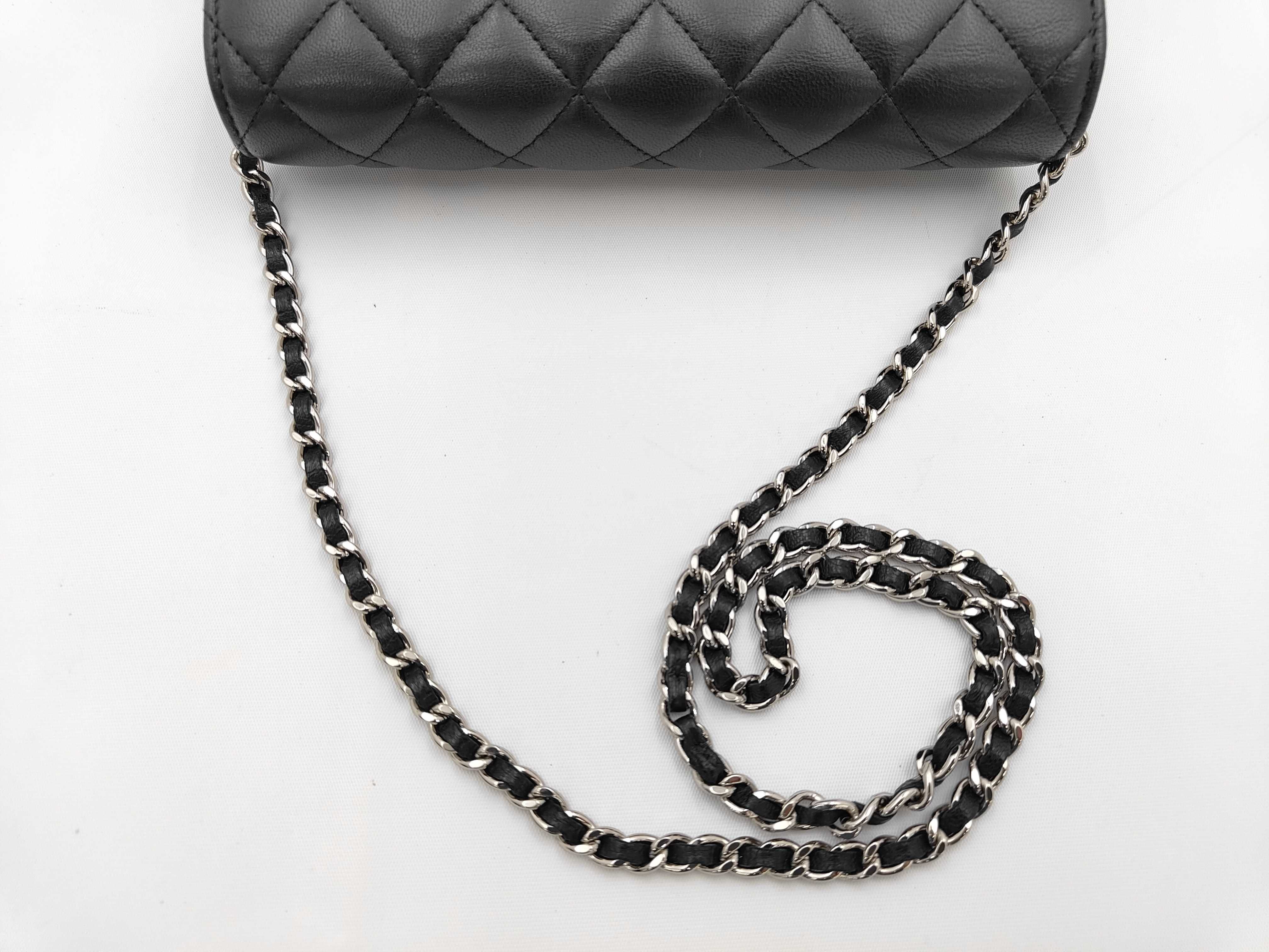 Matelassé Chain Wallet Shoulder Bag — view 3