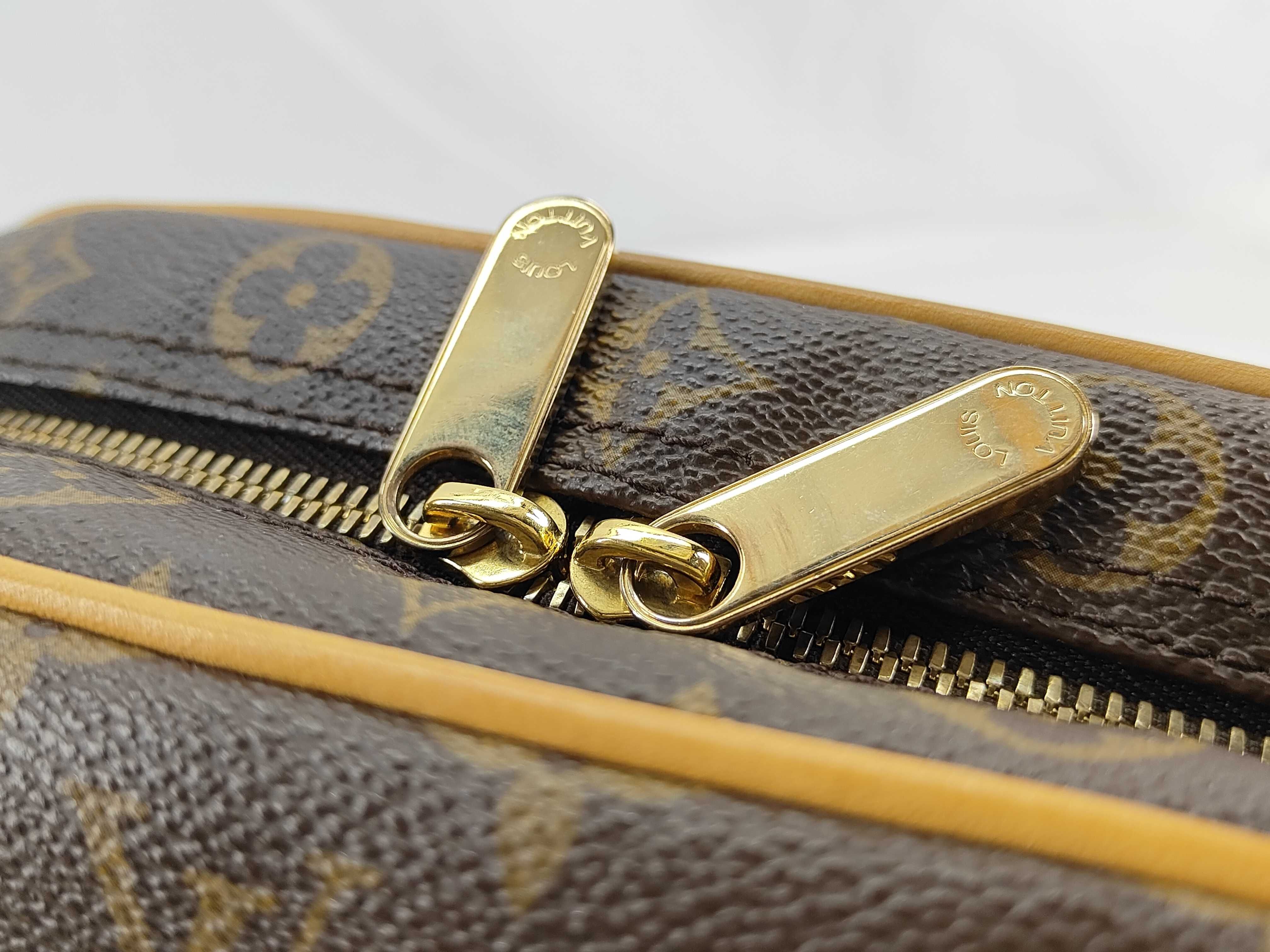 Monogram DU-Monogram Manhattan PM M40026 VI1087 Handbag — view 9