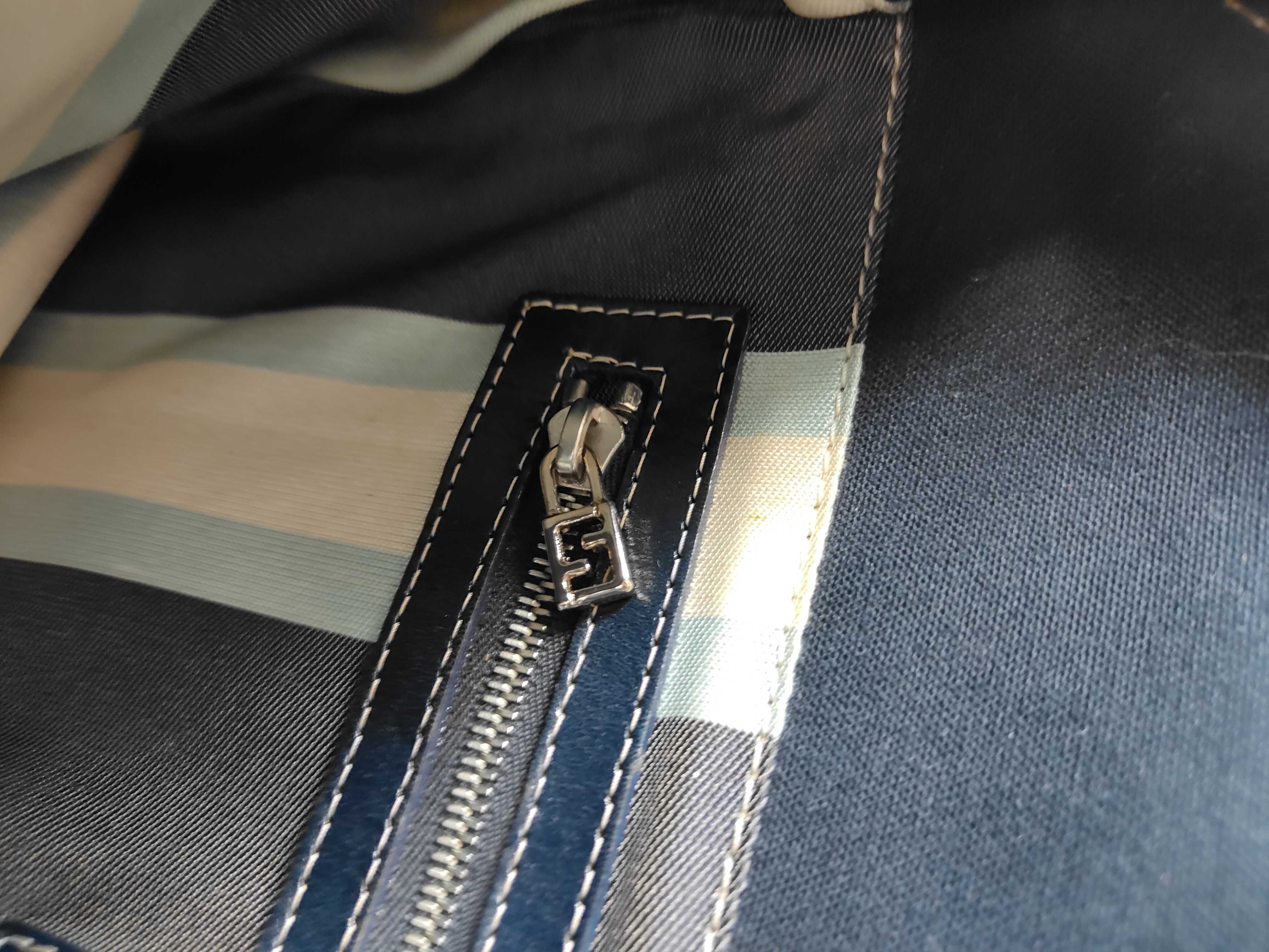 Mamma Bucket Canvas Shoulder Bag — view 13