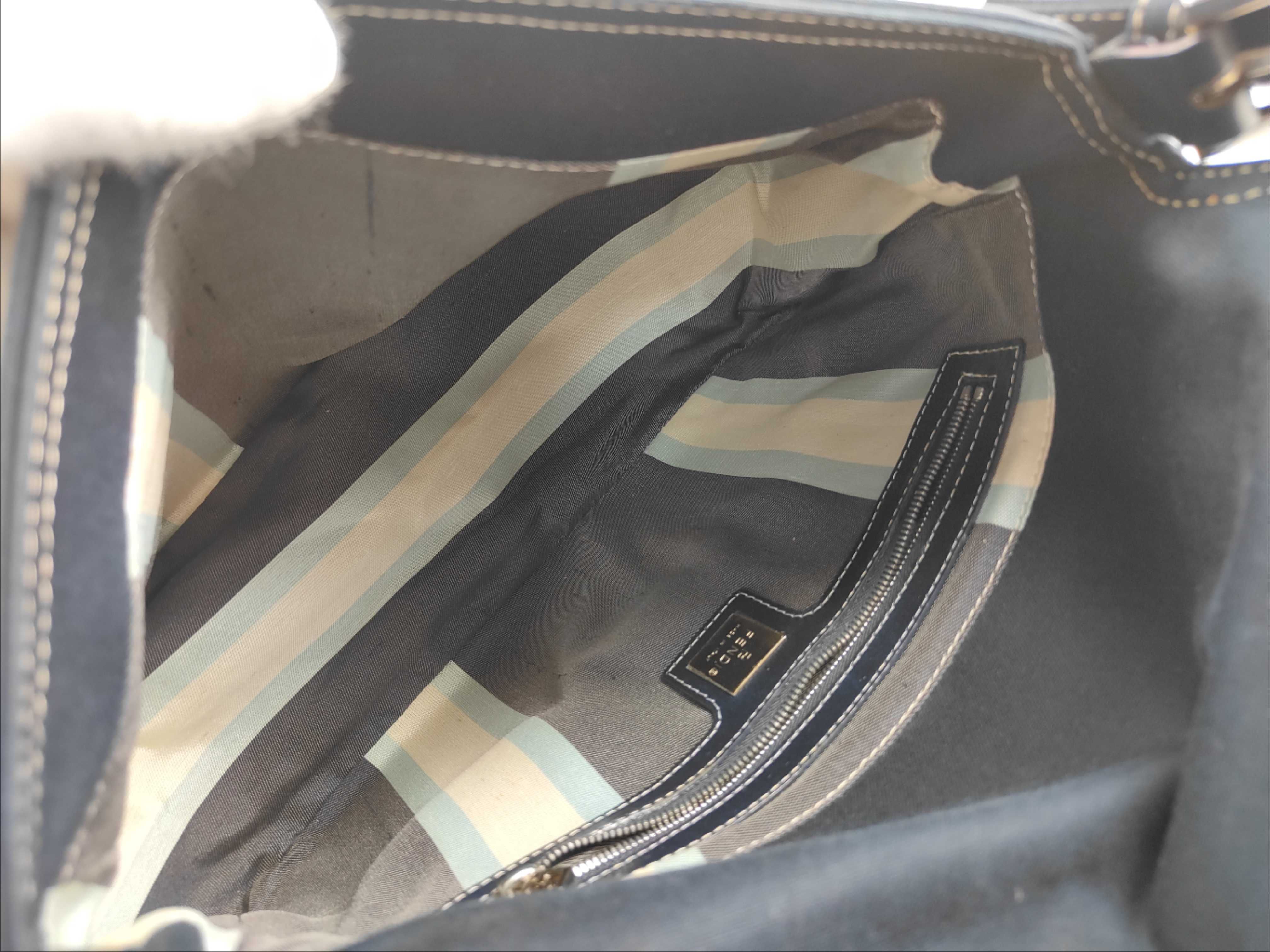 Mamma Bucket Canvas Shoulder Bag — view 10
