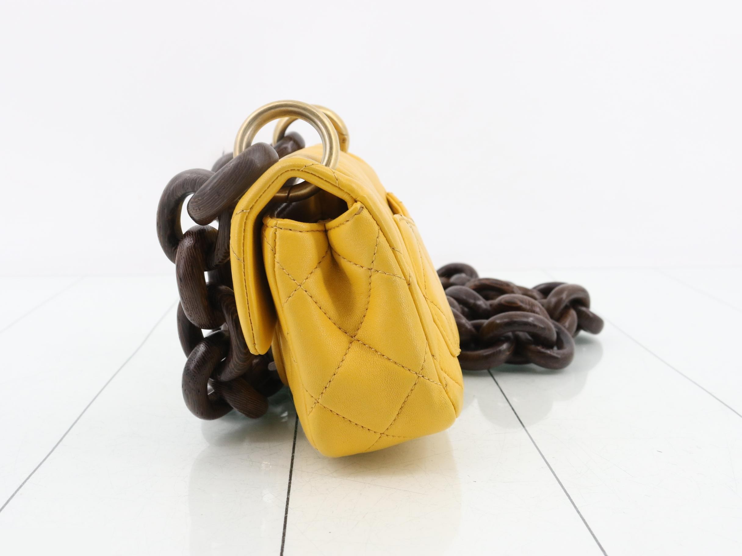 Matelassé Leather Wood Chain Shoulder Bag — view 3