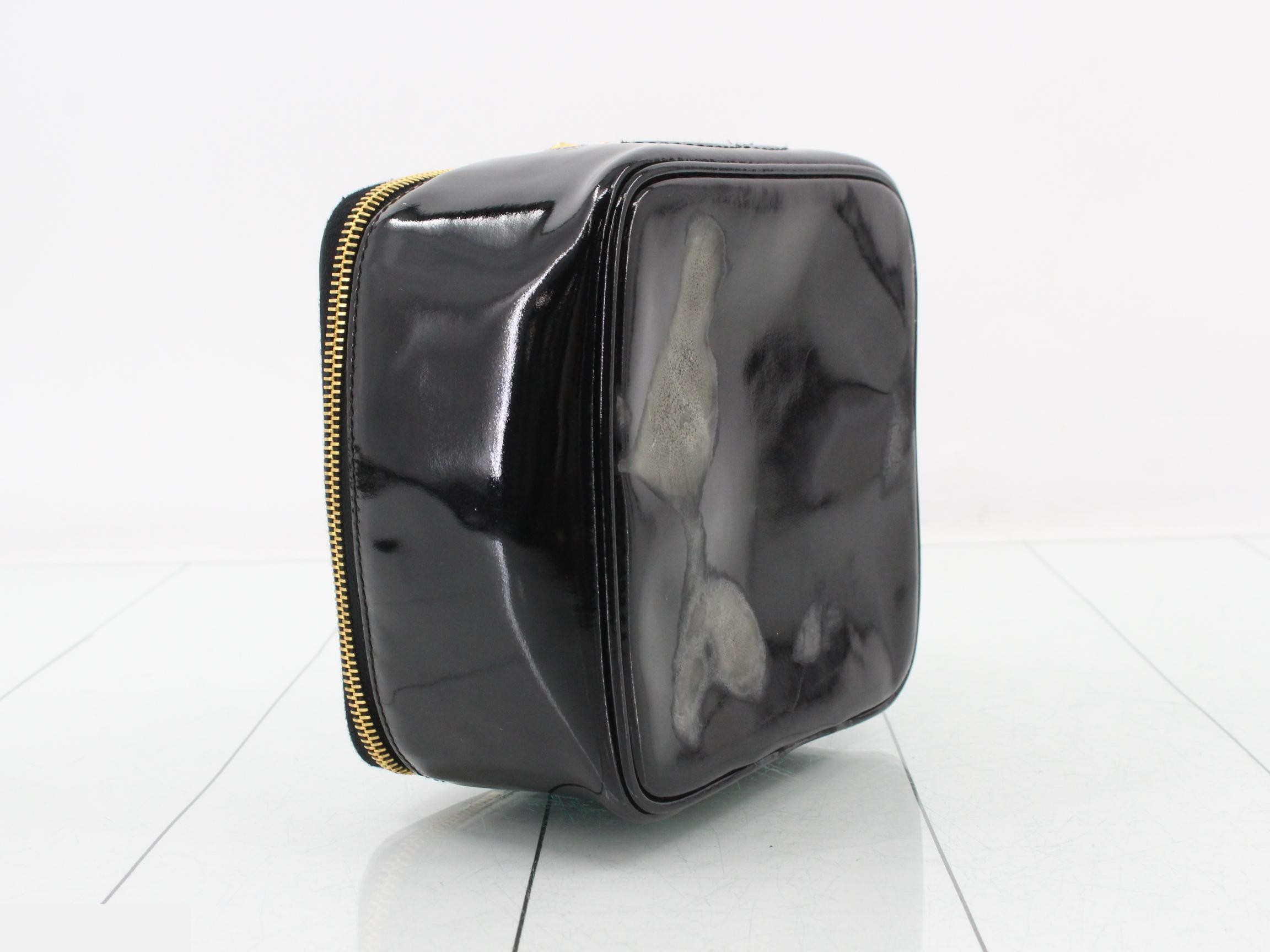 enamel Coco Mark vanity handbag, serial number 4. — view 5