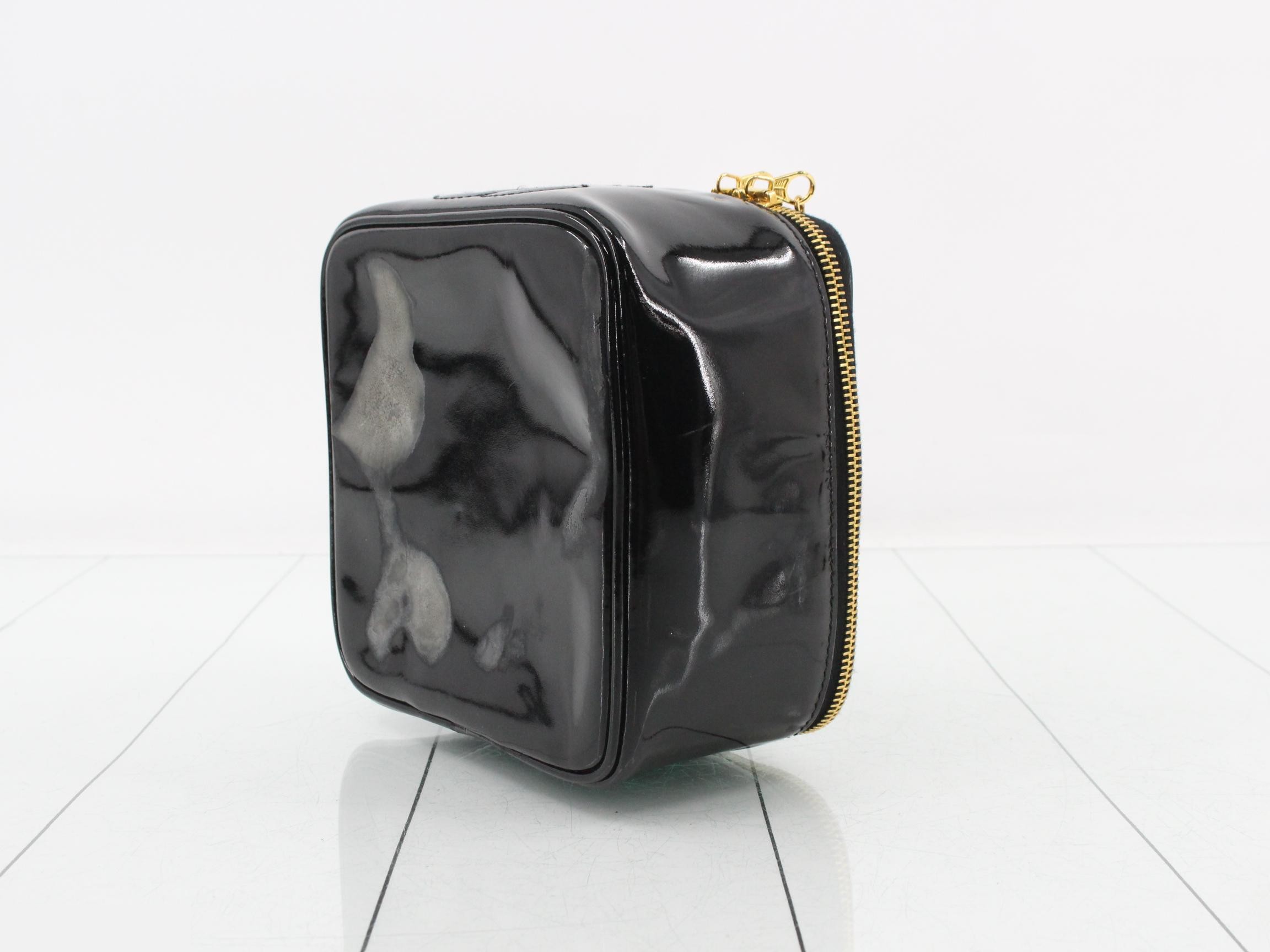 enamel Coco Mark vanity handbag, serial number 4. — view 6