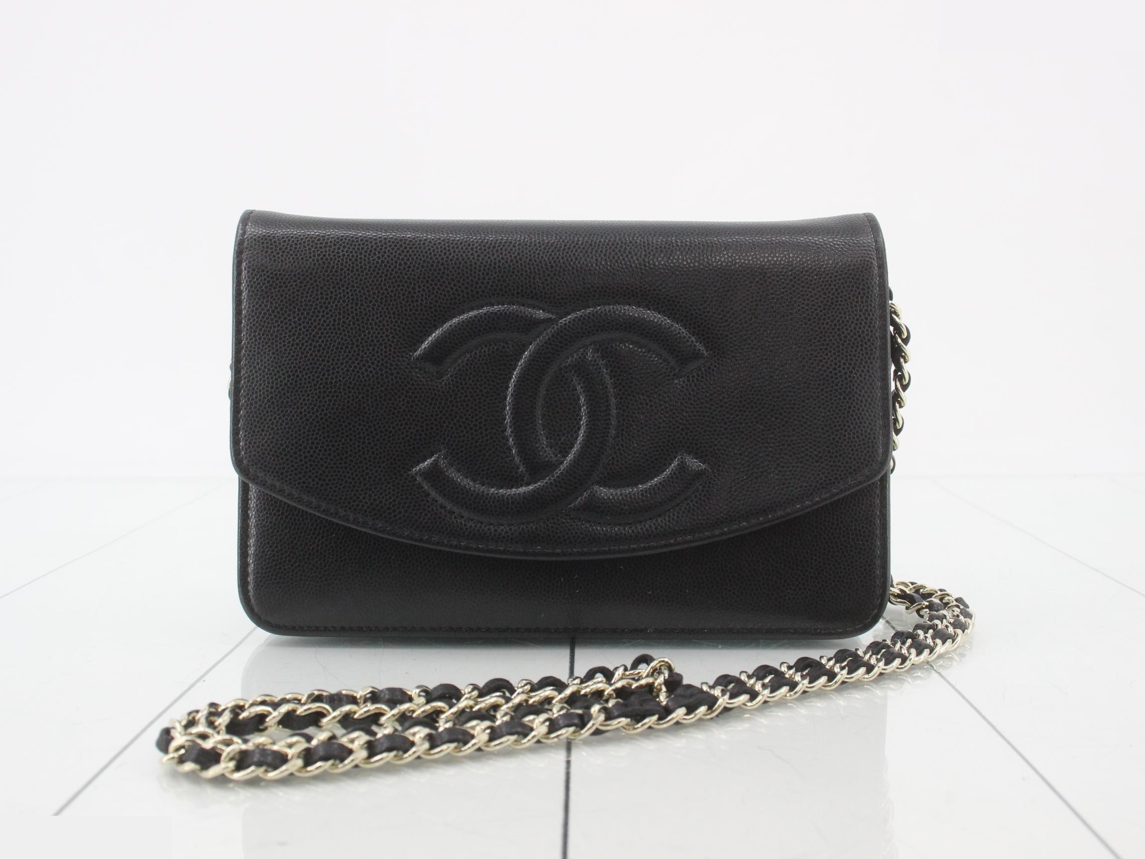 Caviar leather chain wallet with RFID protection (current model)