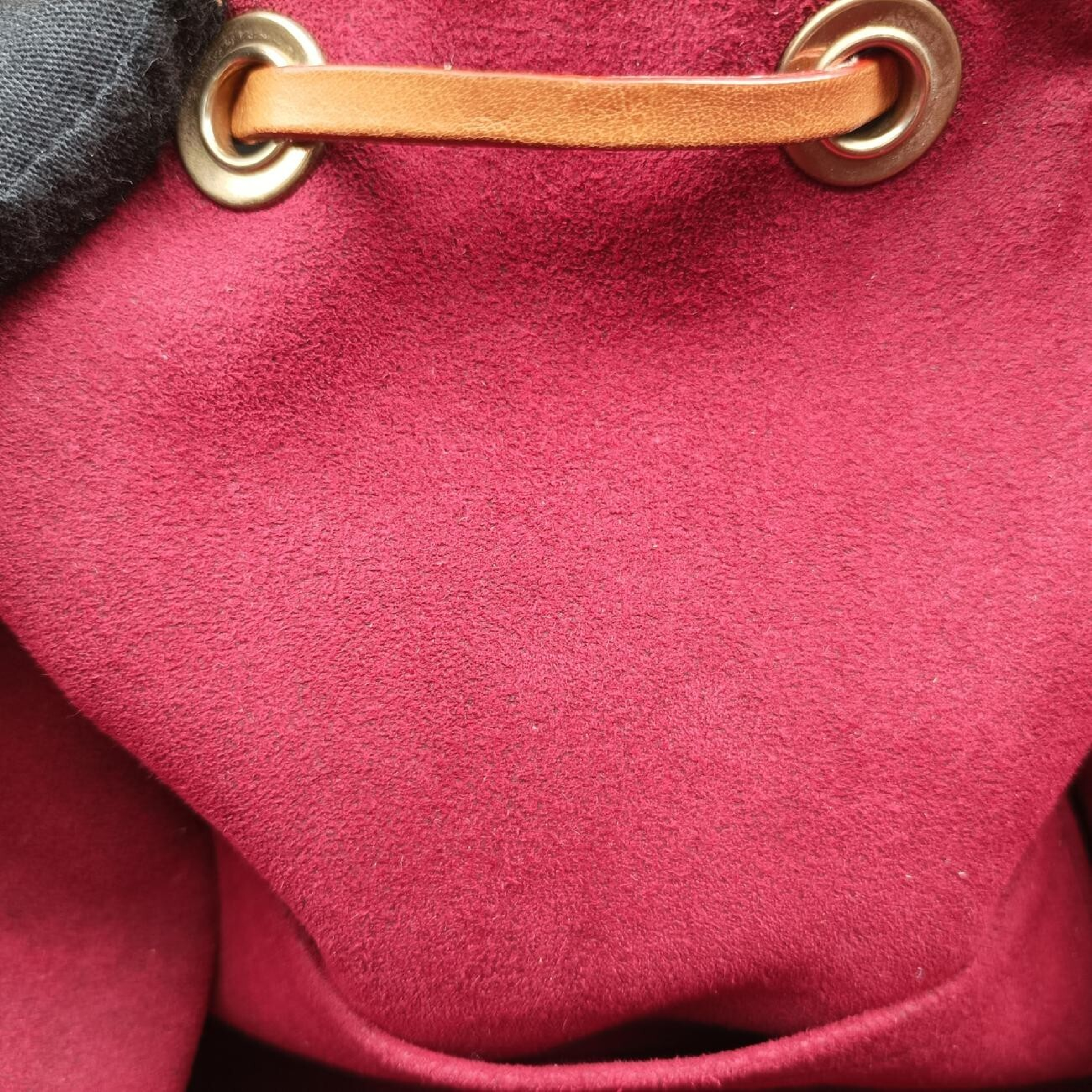 Petit Noé Blanc Monogram Multicolor M42229 (Serial Number Unknown) Shoulder Bag — view 7