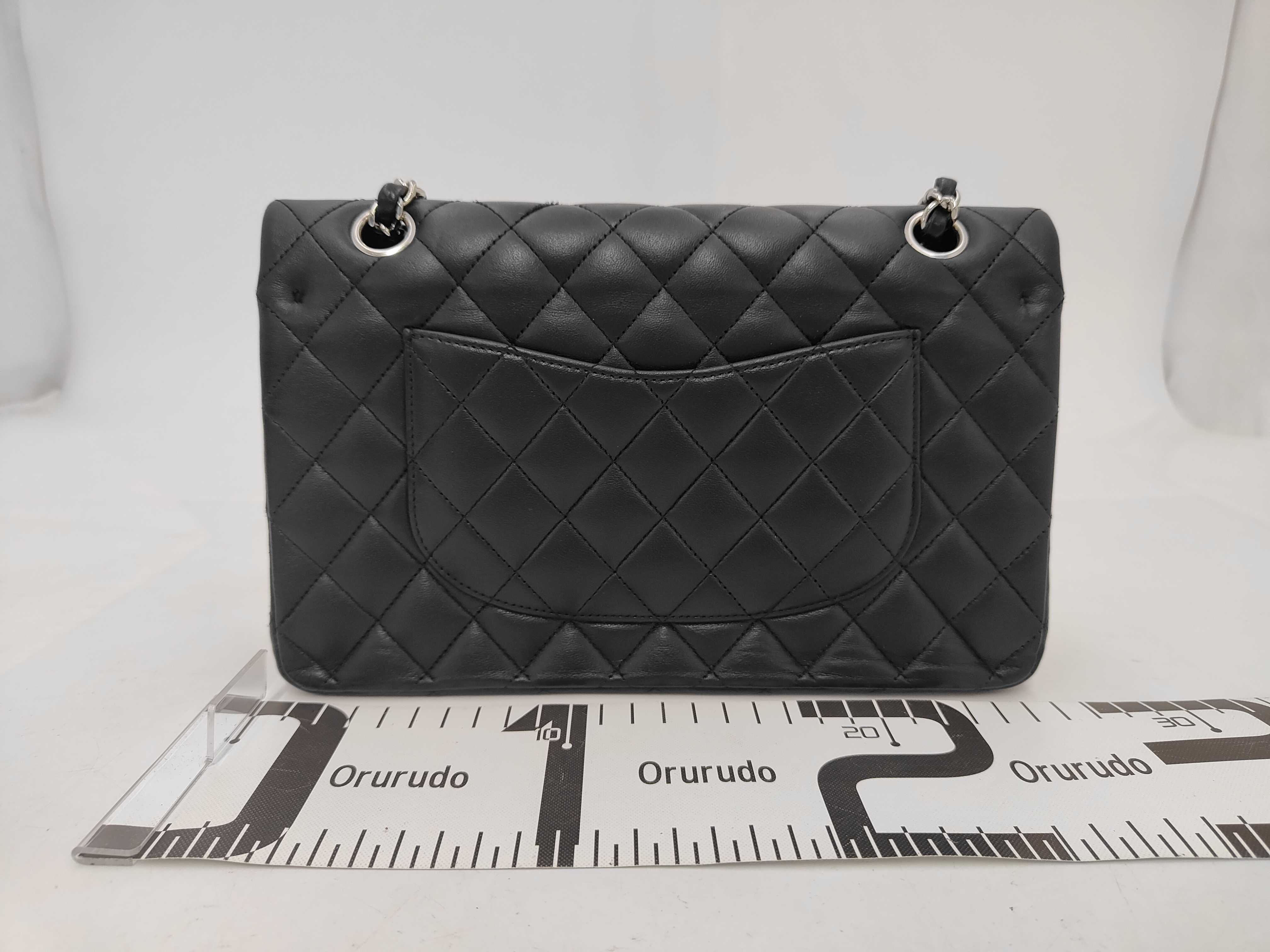 CF Chain Bag Medium Shoulder Bag — view 2