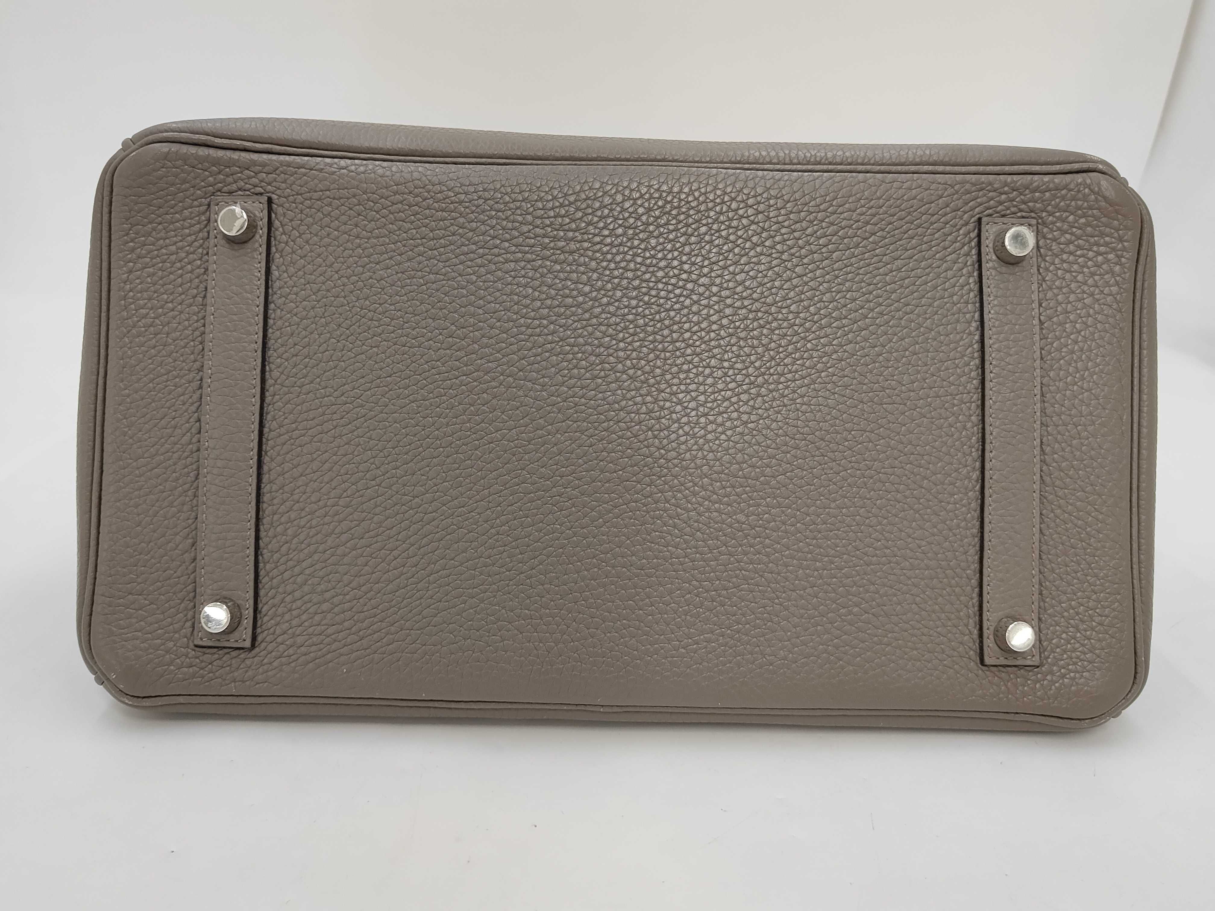 Birkin 35 Gris Asphalt Togo Leather Handbag with T Stamp and Silver Hardware — view 4