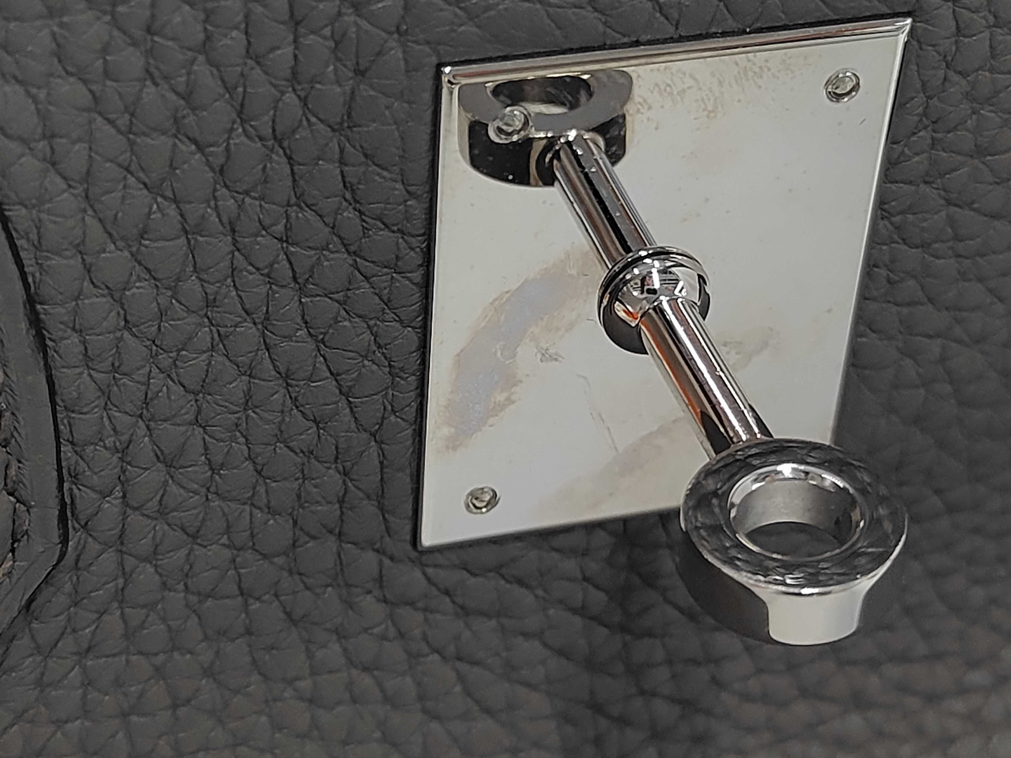 Birkin 35 Gris Asphalt Togo Leather Handbag with T Stamp and Silver Hardware — view 10
