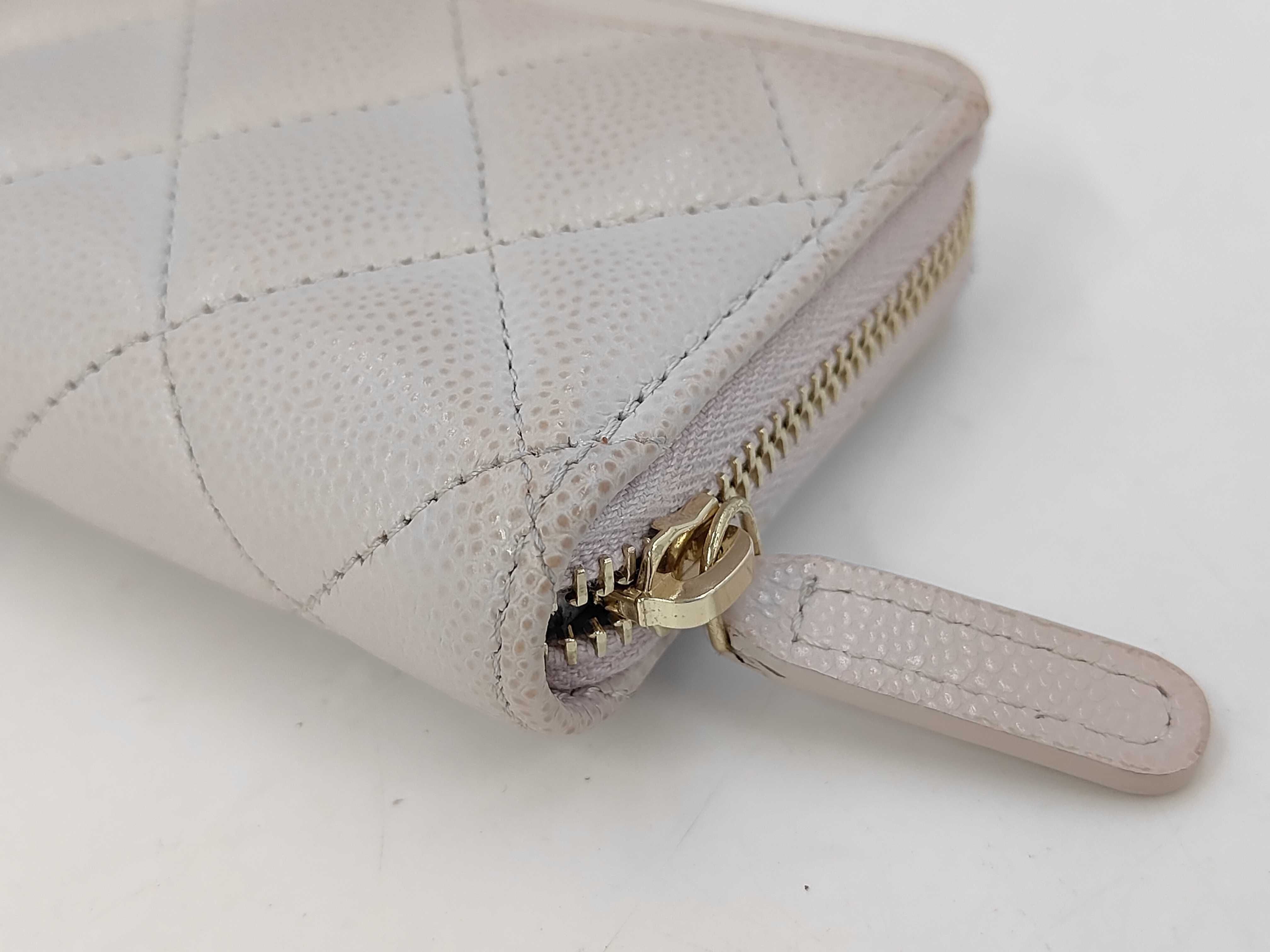 Matelassé Caviar Skin Coin Case, Light Pink (Random Selection) — view 3