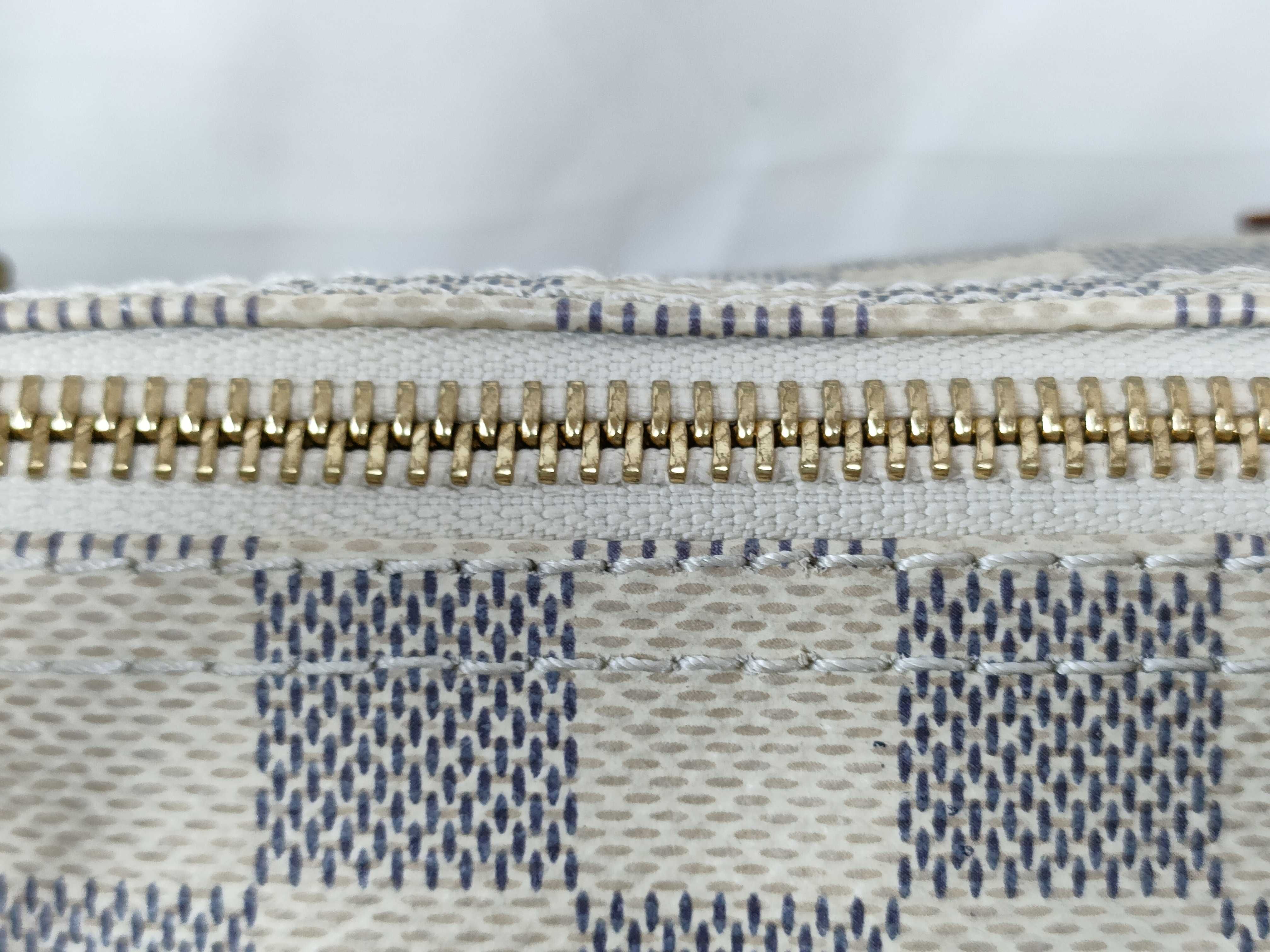 Damier Azur PH- Damier Azur Canvas Speedy 30 White N Handbag — view 4