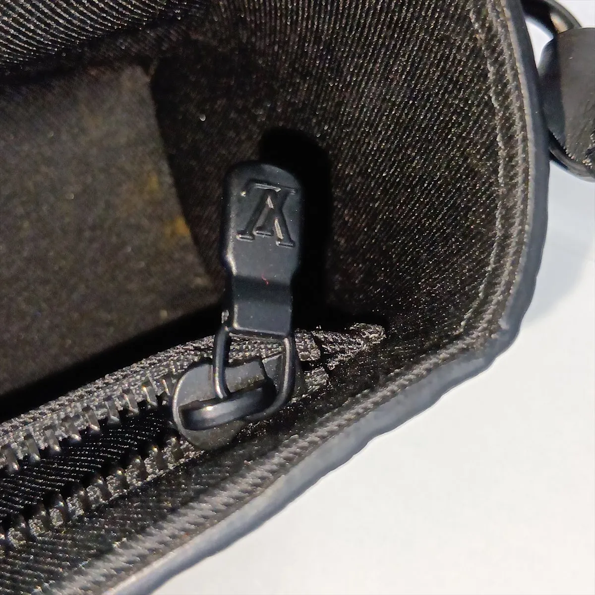 Taurillon Monogram Steamer Wearable Wallet M81746 Black (RFID detected) — view 14
