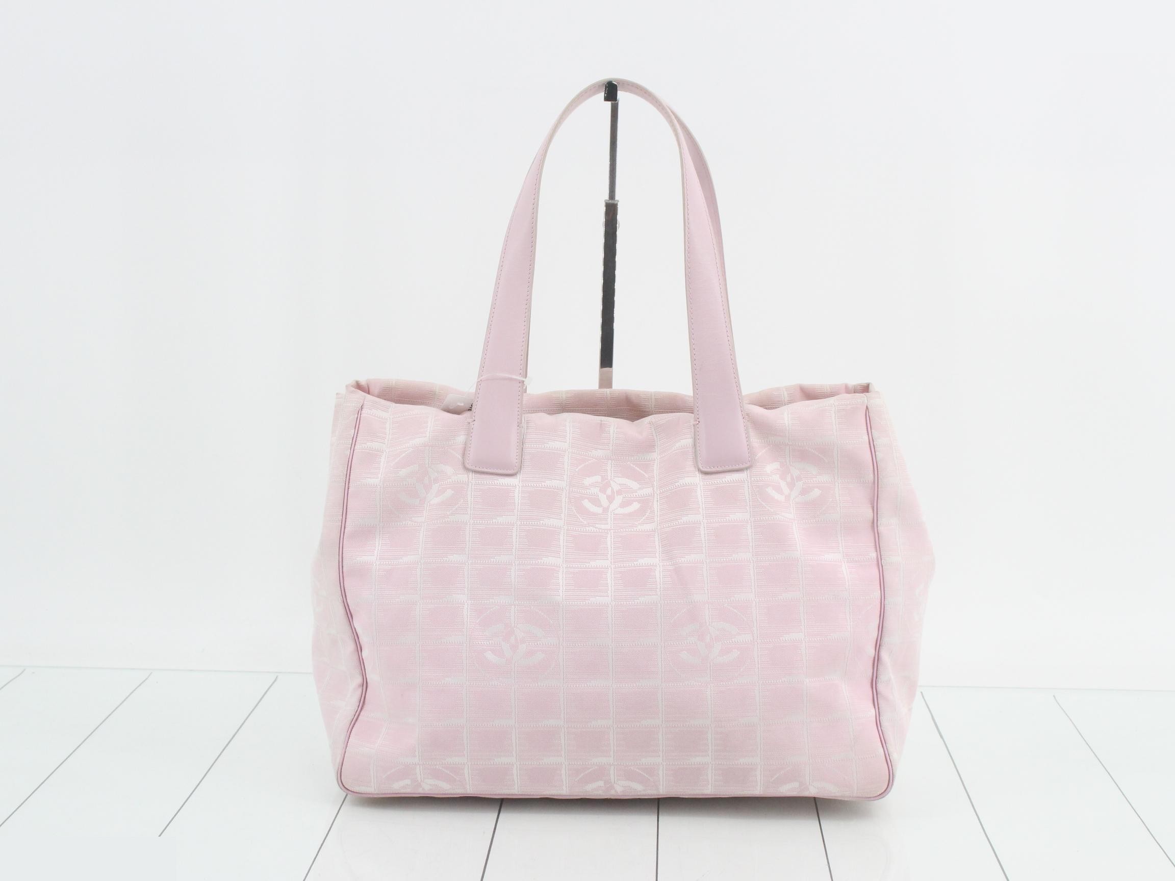 New Travel Line Tote MM Nylon/Leather Pink — view 2