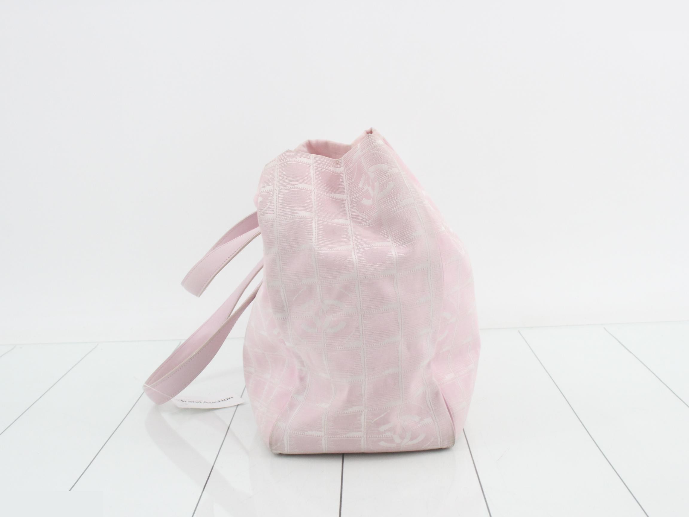 New Travel Line Tote MM Nylon/Leather Pink — view 4