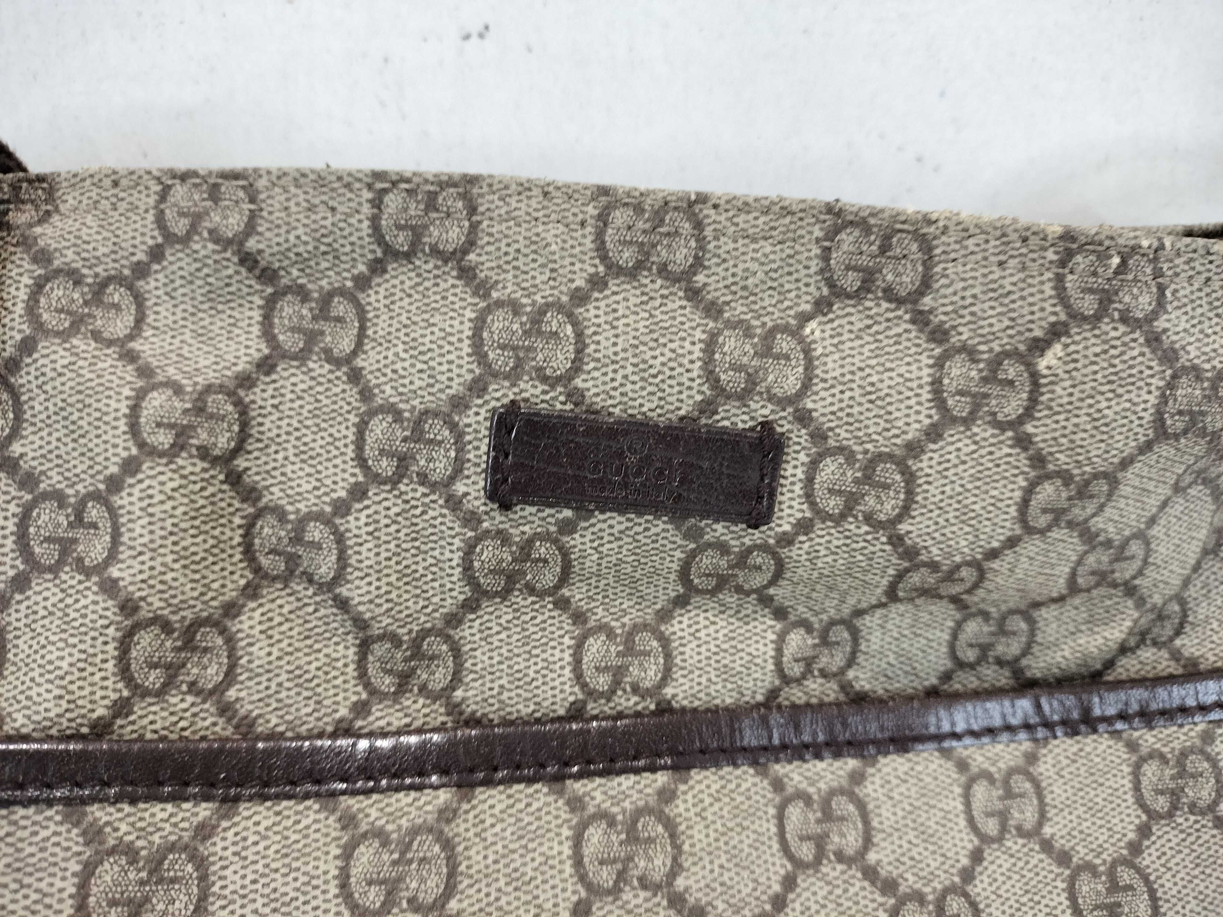 GG Supreme Shoulder Bag 141626204046 Shoulder Bag — view 2