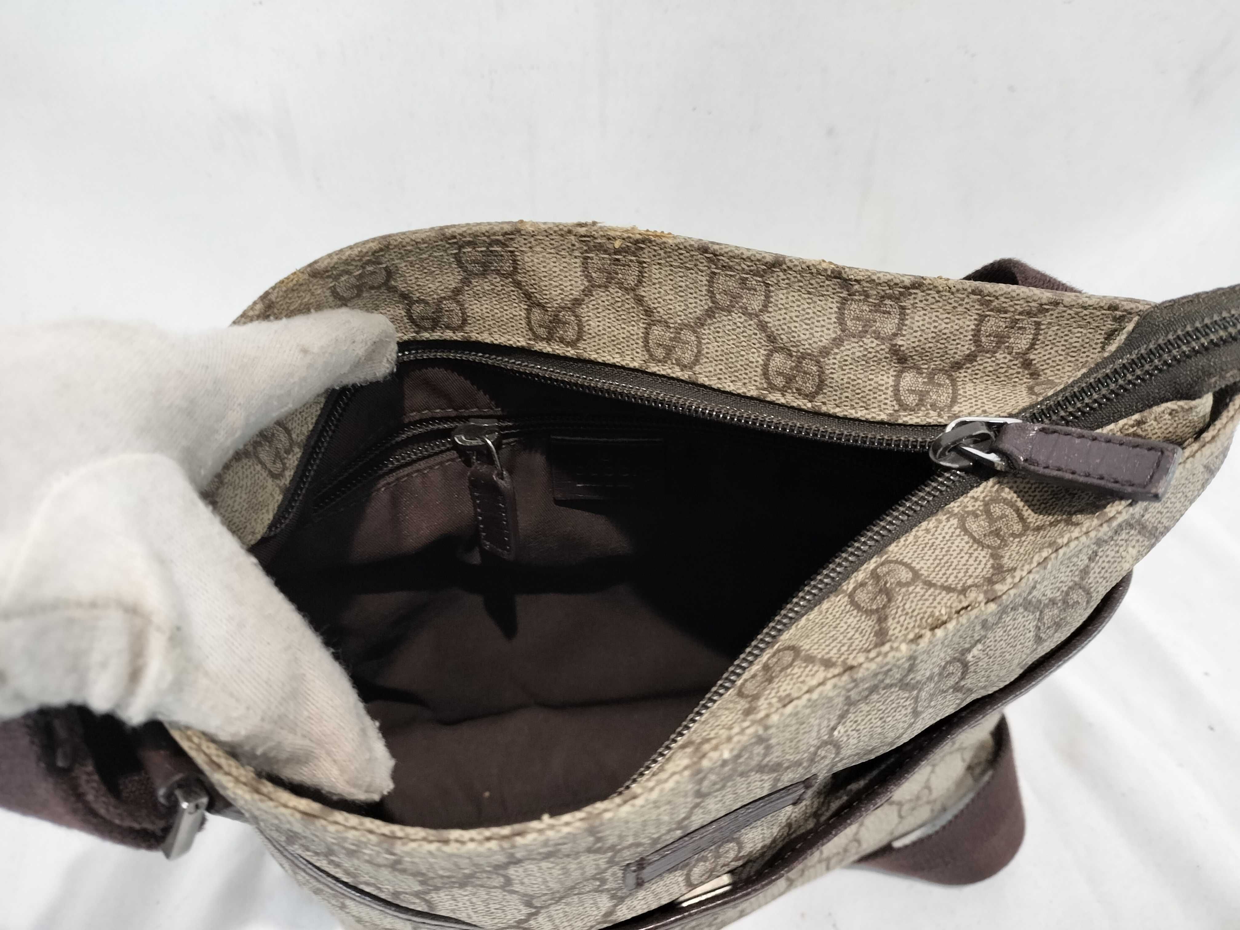 GG Supreme Shoulder Bag 141626204046 Shoulder Bag — view 10