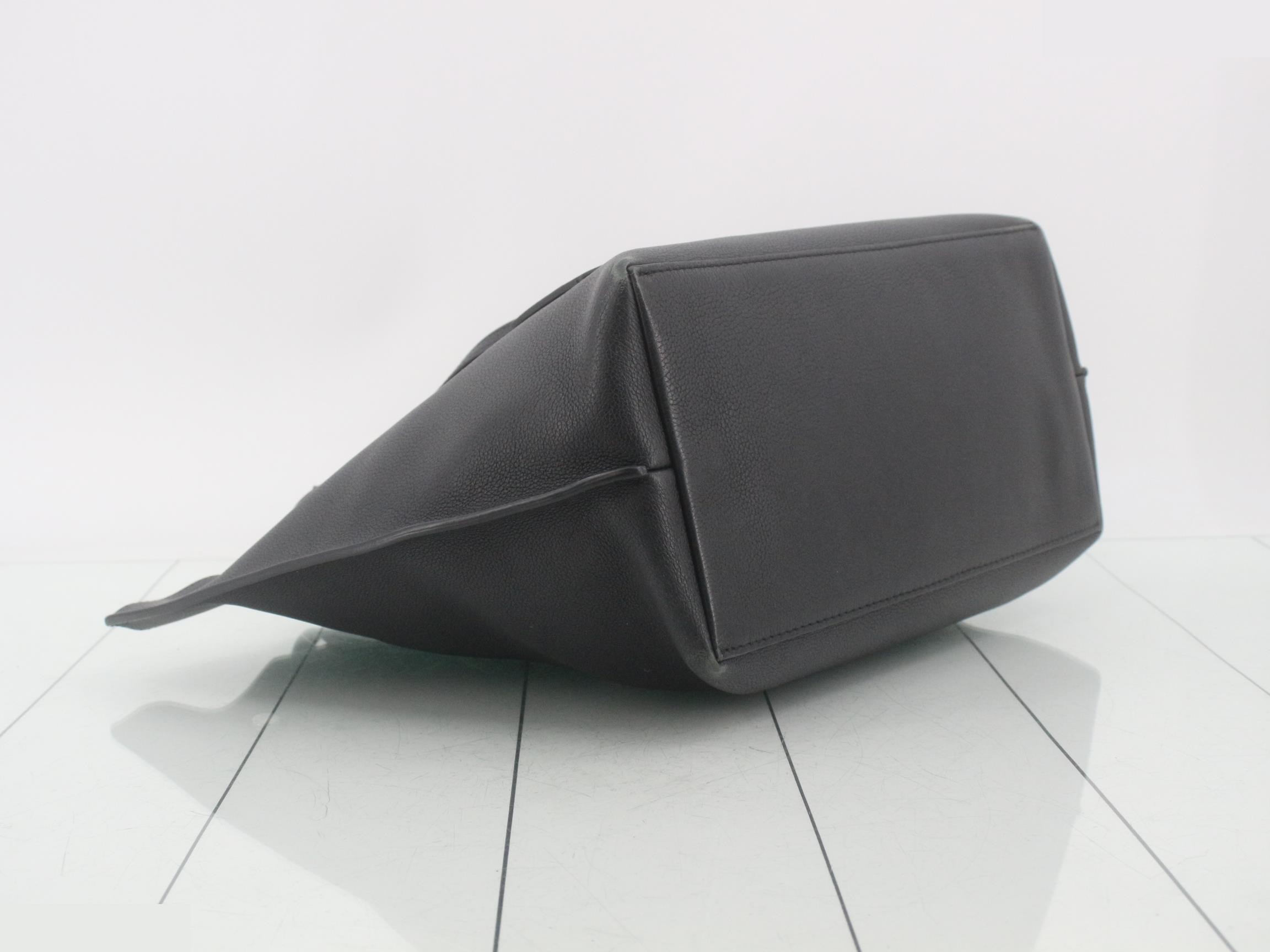 Lockme Go Noir Tote Bag — view 5