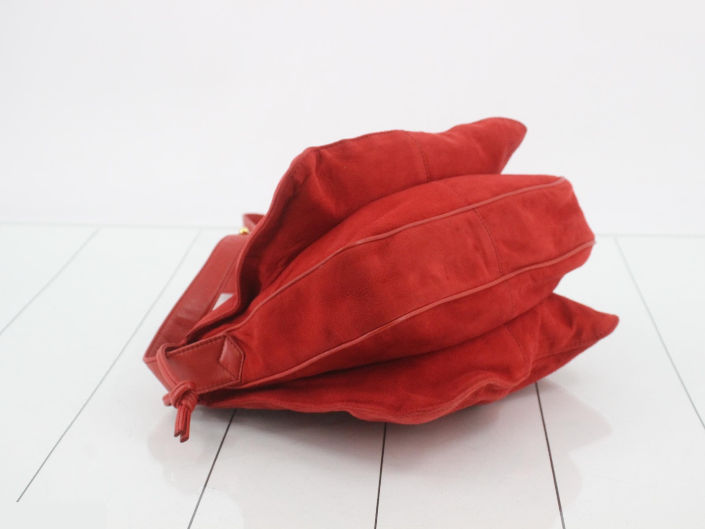 Suede Anagram Logo — view 5