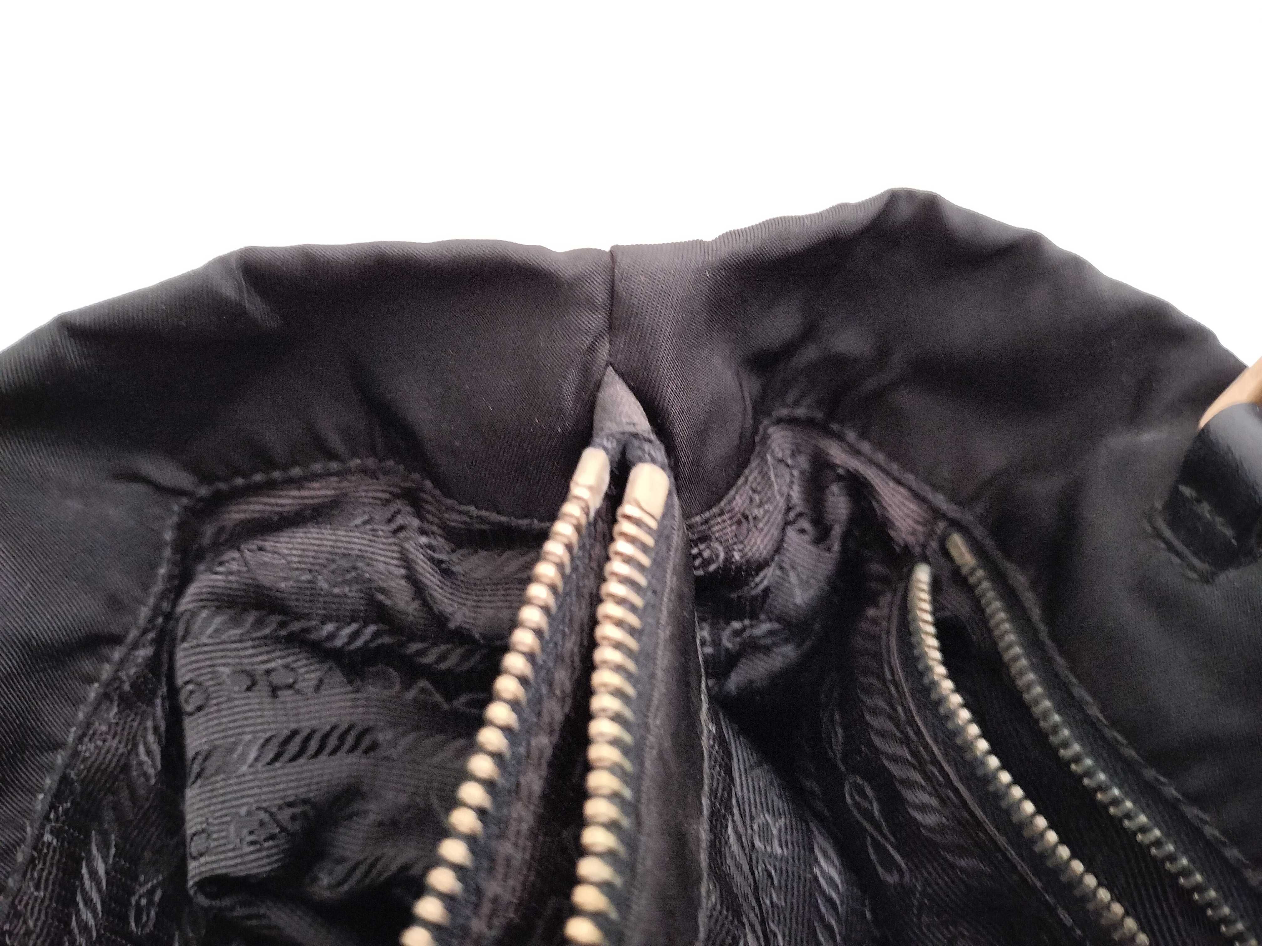 nylon tote bag with triangular logo, black. — view 8