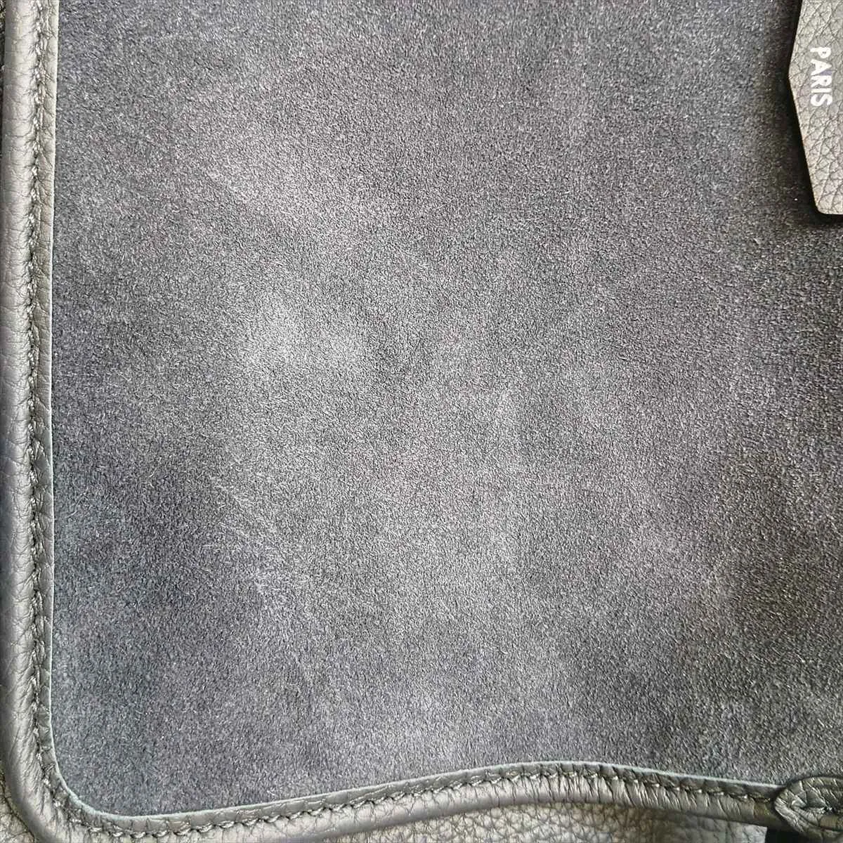 LV Touch Verso Tote M27022, serial number unknown, black. — view 10