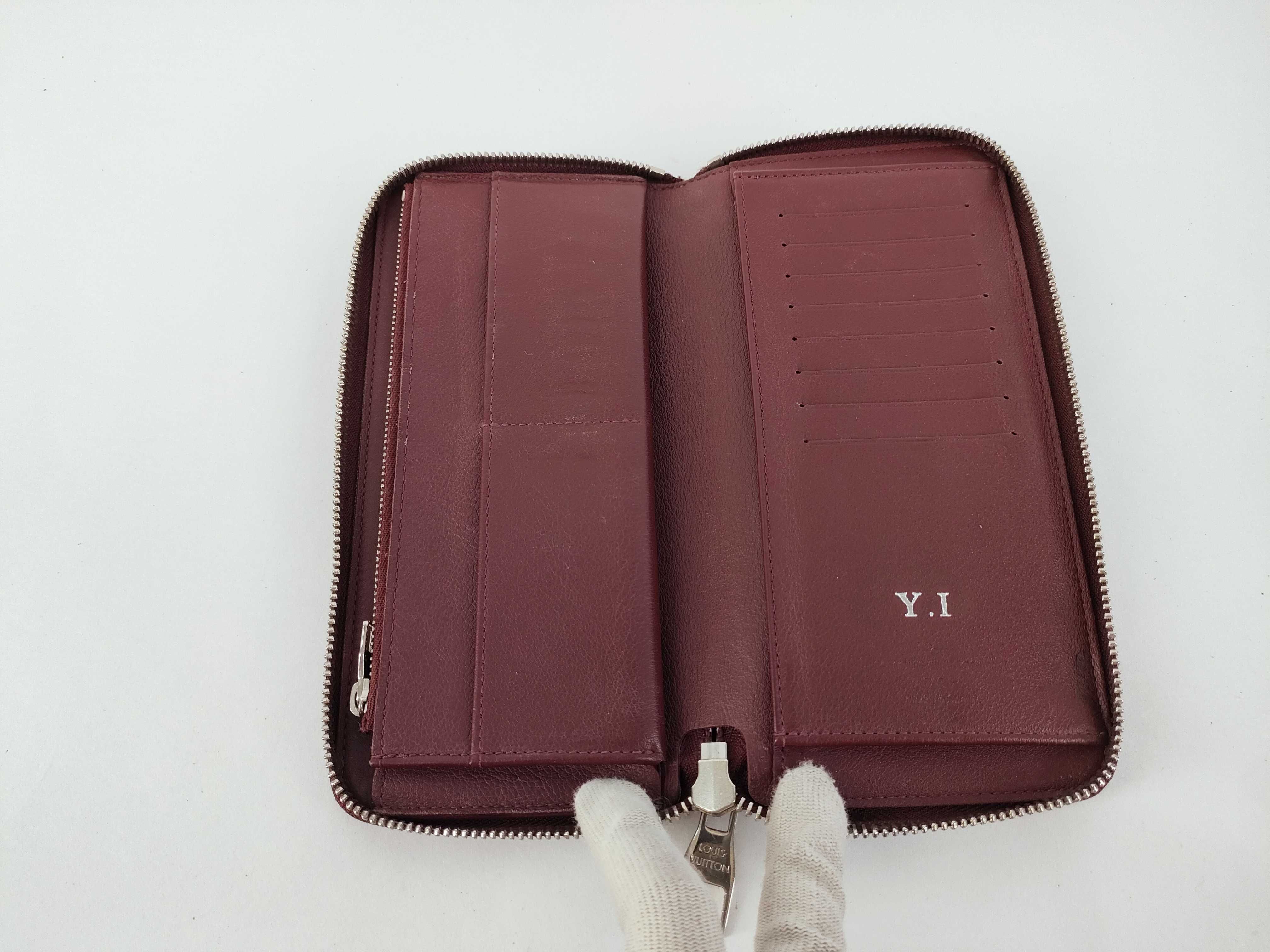 Taiga Zippy Wallet M58410 CA2154 Taurillon Bordeaux Wallet — view 11