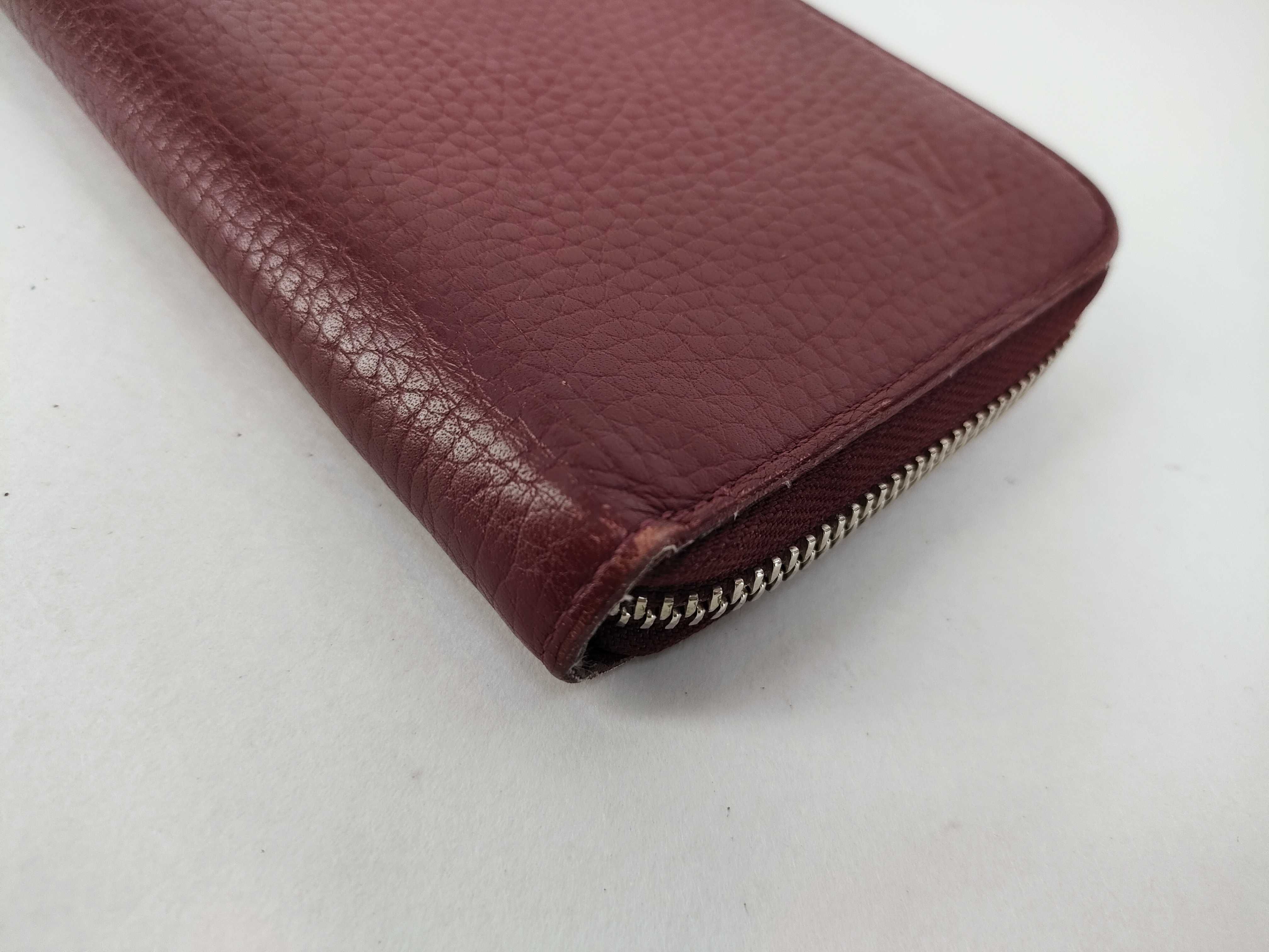 Taiga Zippy Wallet M58410 CA2154 Taurillon Bordeaux Wallet — view 3