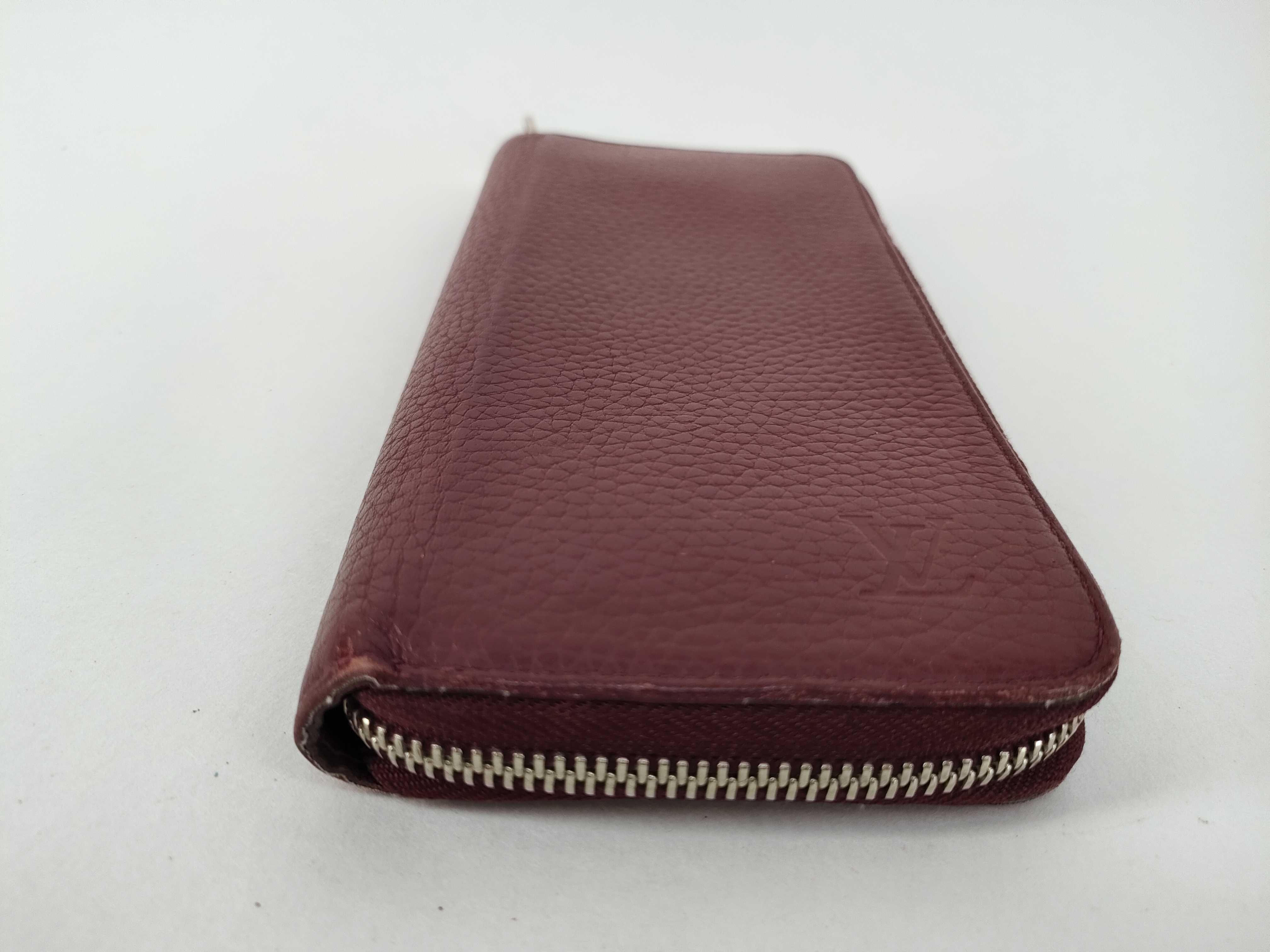 Taiga Zippy Wallet M58410 CA2154 Taurillon Bordeaux Wallet — view 4