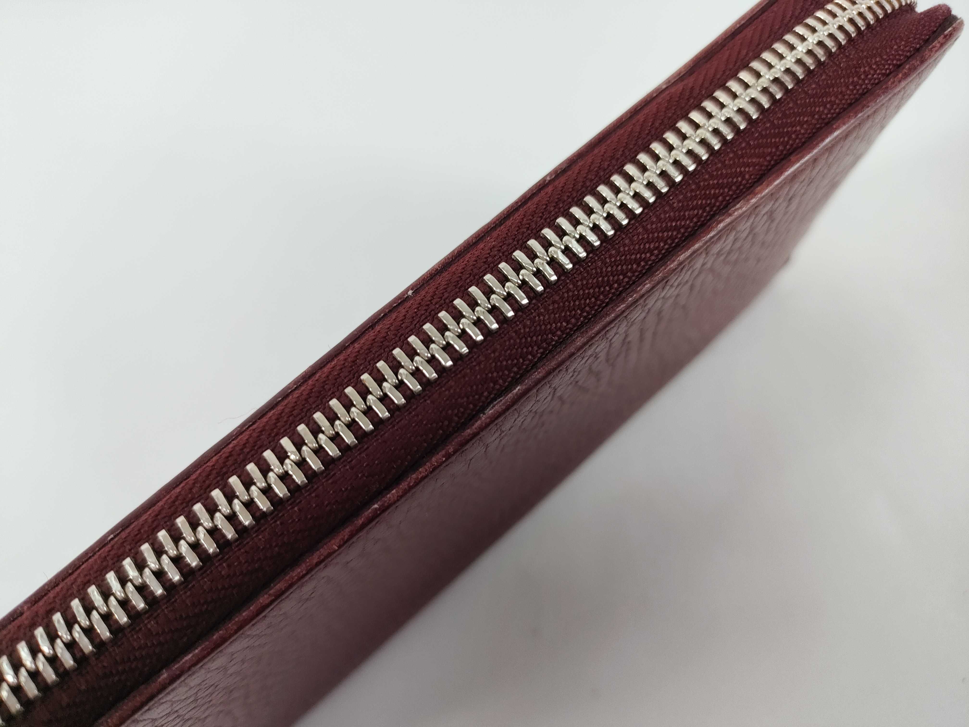 Taiga Zippy Wallet M58410 CA2154 Taurillon Bordeaux Wallet — view 10