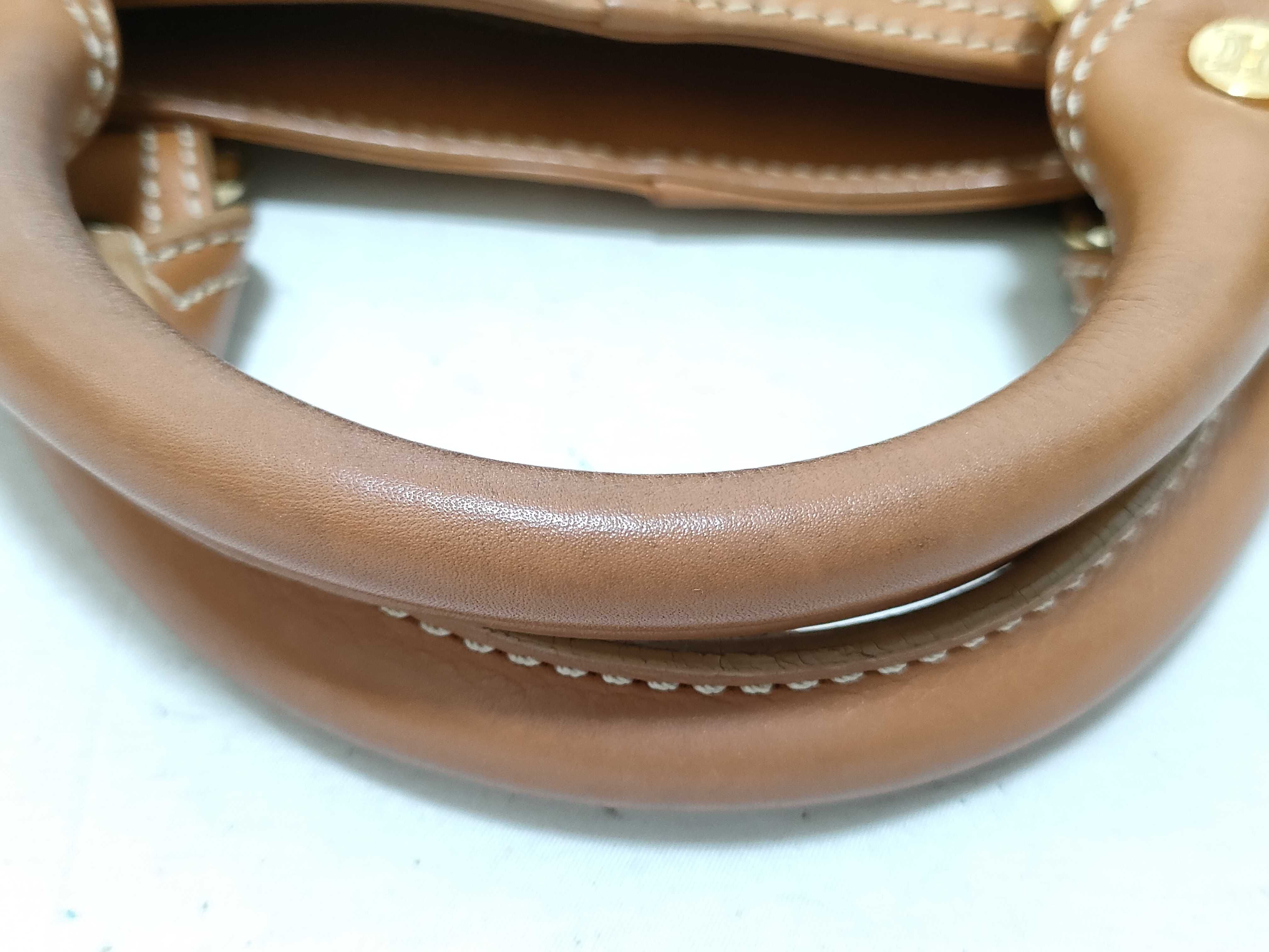 handbag — view 4