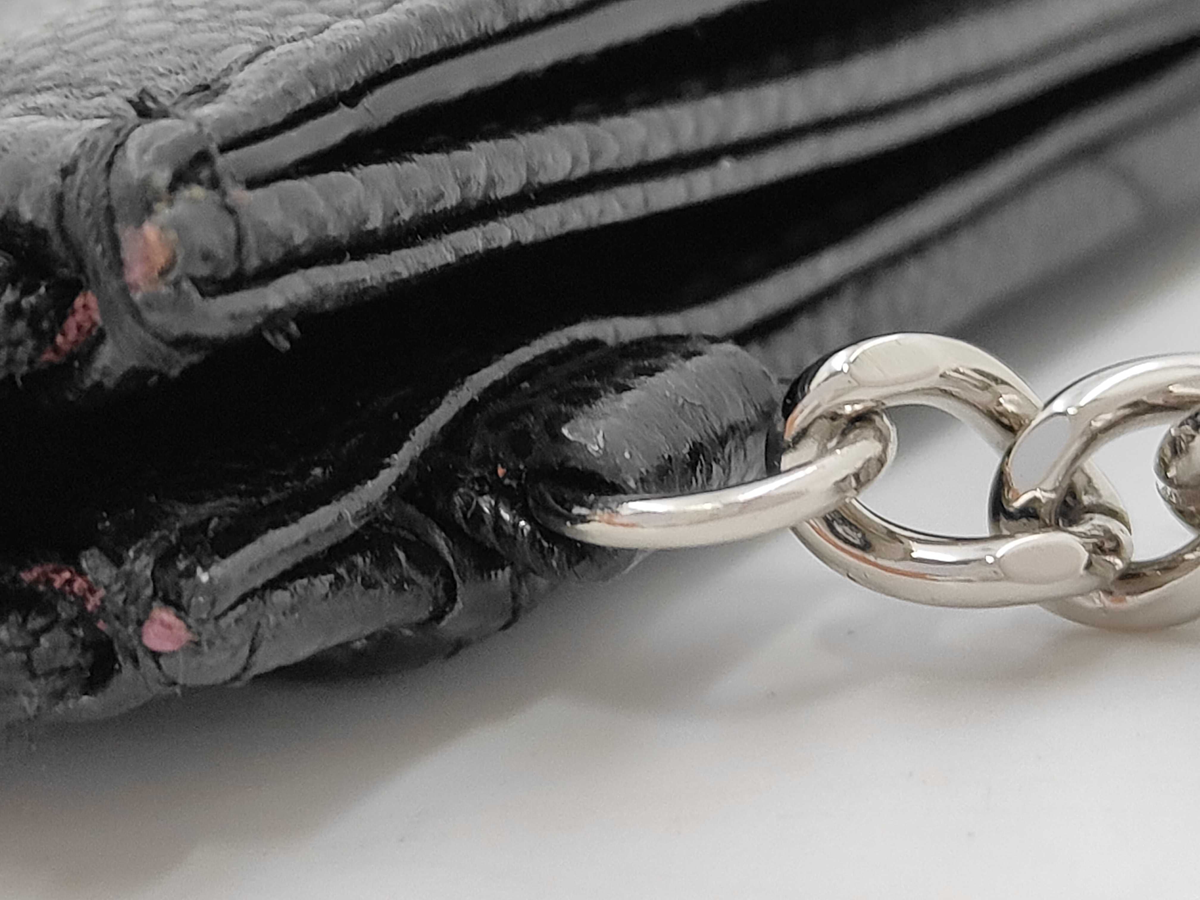 Matelassé Caviar Skin Chain Wallet (Serial Number 30s) — view 6