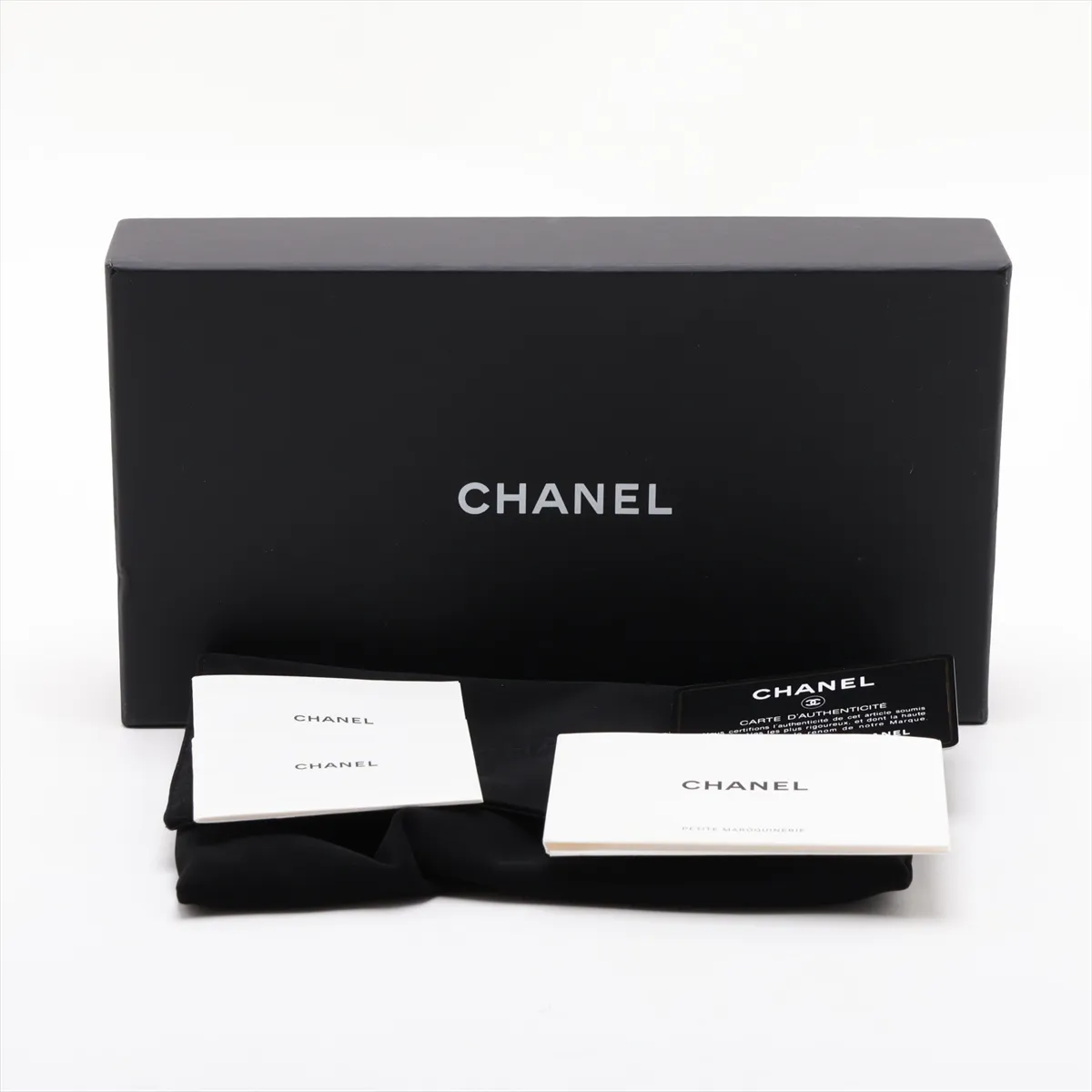 Matelassé Caviar Skin Chain Shoulder Bag, Eyewear, Black with Gold Hardware, 31762339, Serial Number 31 — view 8