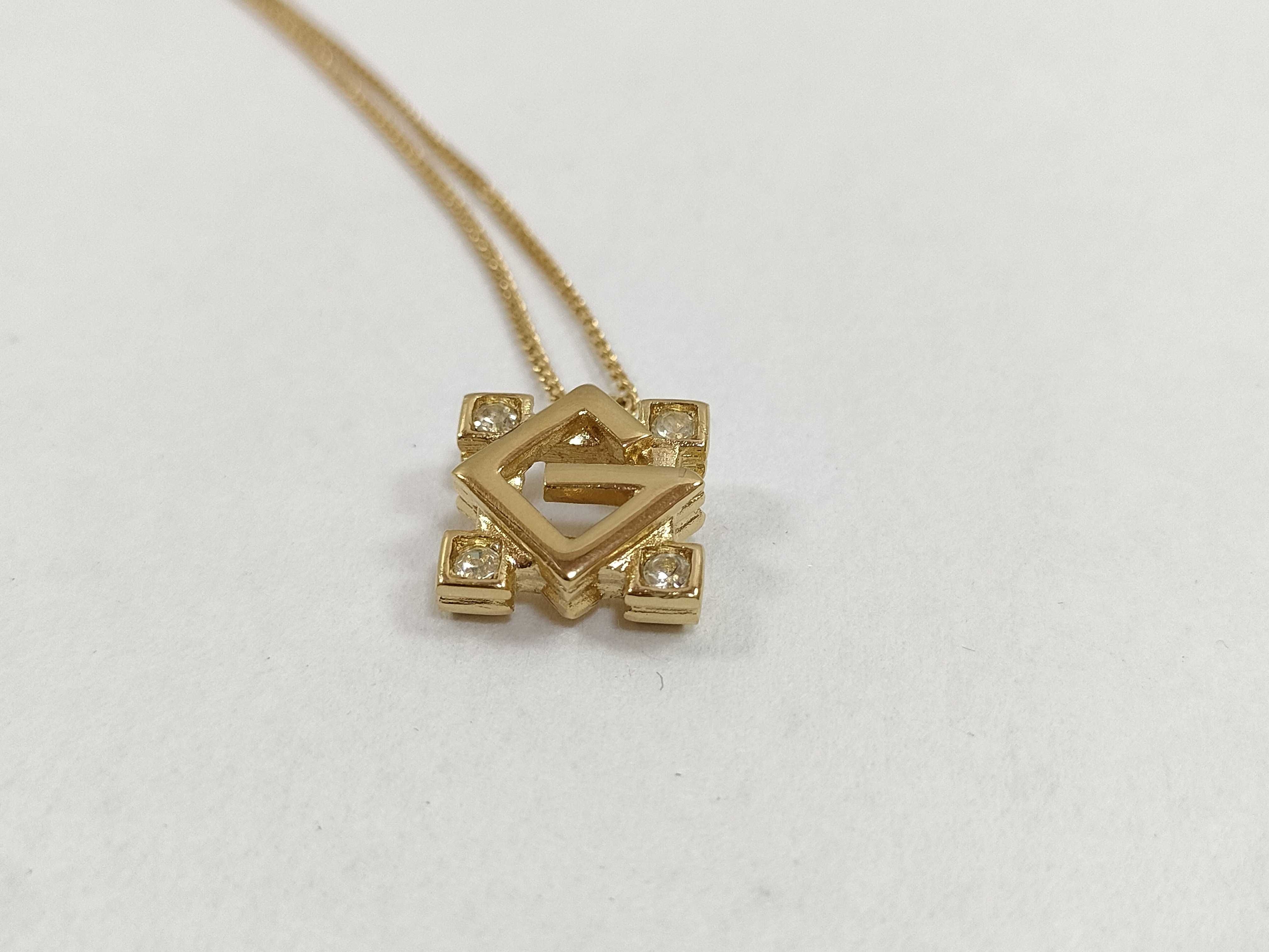 necklace — view 5