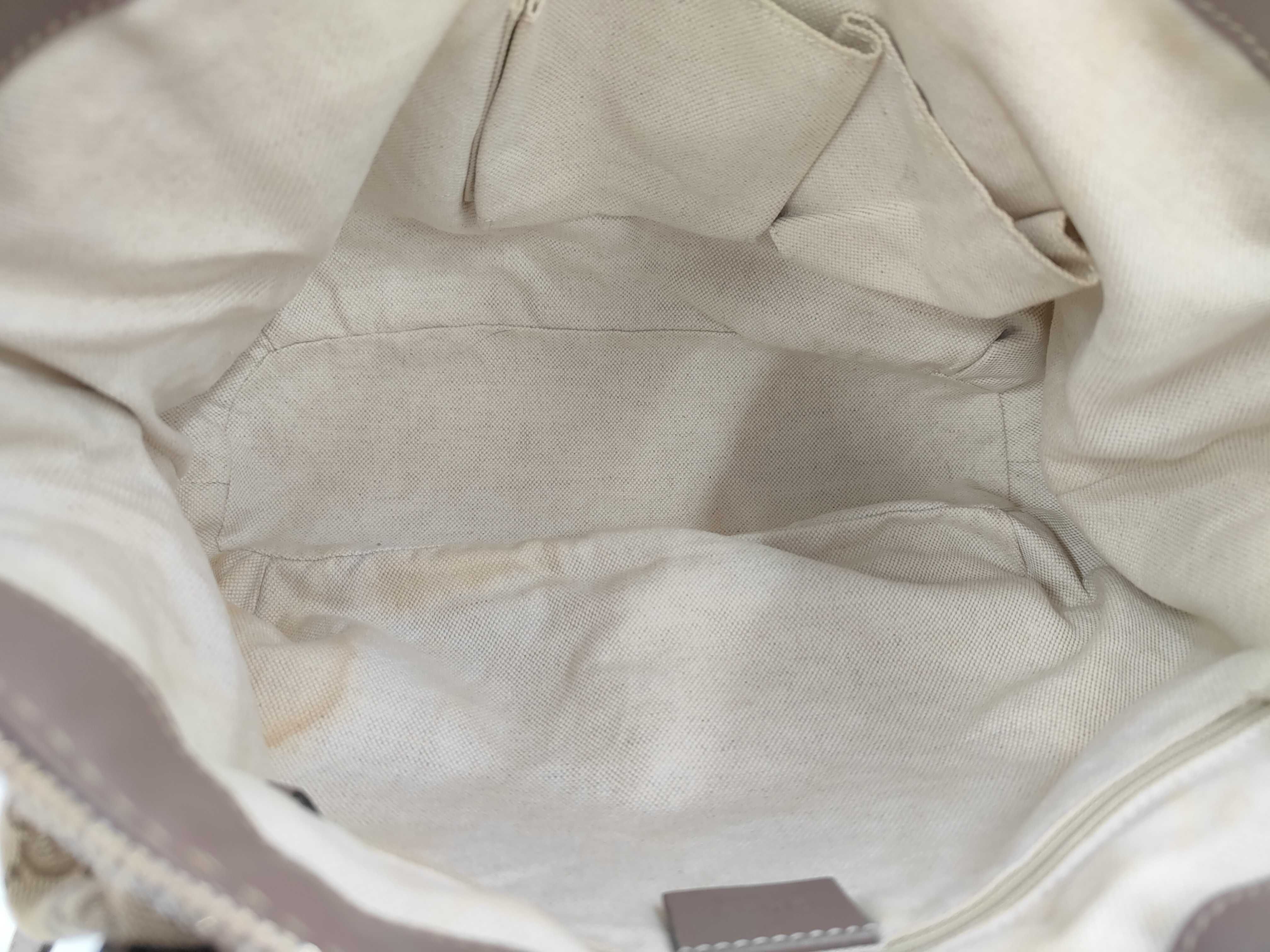 GG Canvas GG Pattern Logo Handbag — view 10